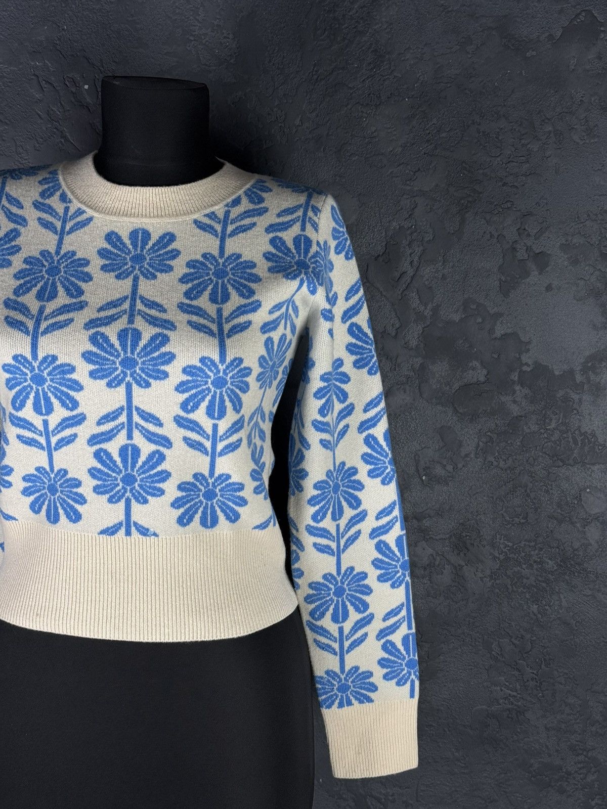 Sandro Sandro Hughes Wool & Cashmere Floral Jacquard Sweater Size XS / US 0-2 / IT 36-38 - 4 Thumbnail