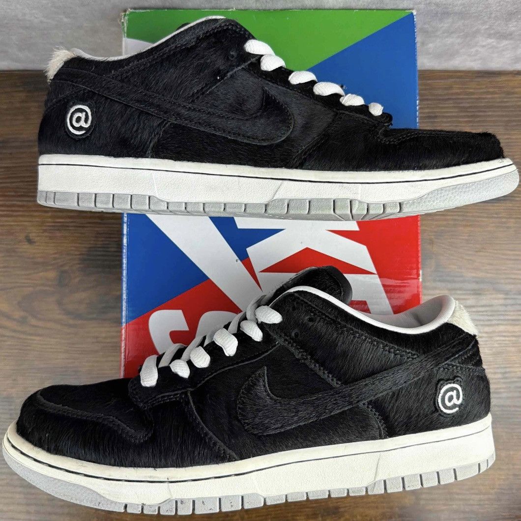 Nike Nike SB Dunk Low x Medicom Toy BE@RBRICK (2020) CZ5127-001 Size US 9 / EU 42 - 3 Thumbnail