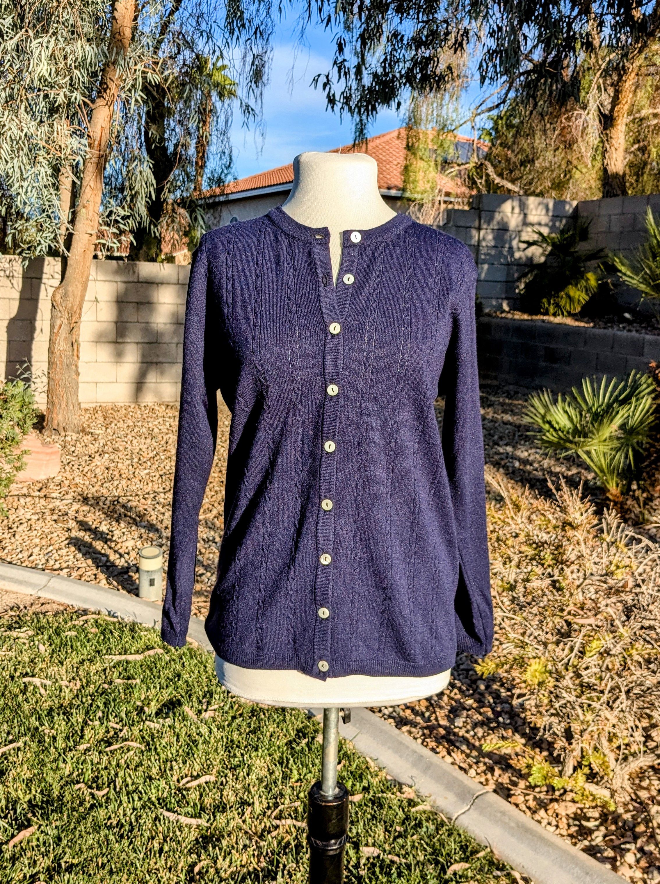 Vintage 1990s Vintage Anna Gray Acrylic Cable Knit Accent Cardigan Size S / US 4 / IT 40 - 1 Thumbnail