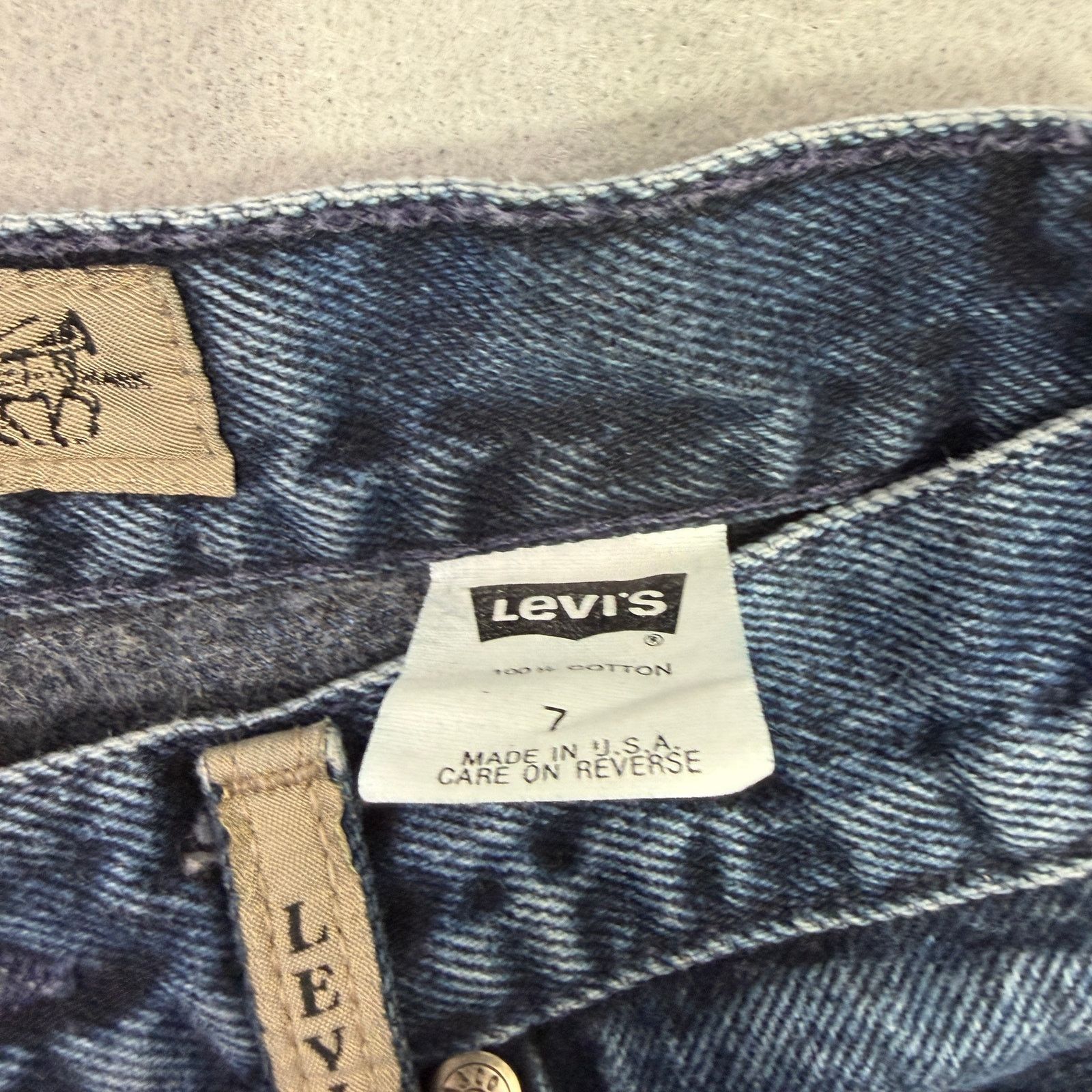 Vintage Vintage Levis 900 Jeans Women's 7 (26x32) Blue Mom High Rise Size 26" / US 2 / IT 38 - 5 Thumbnail