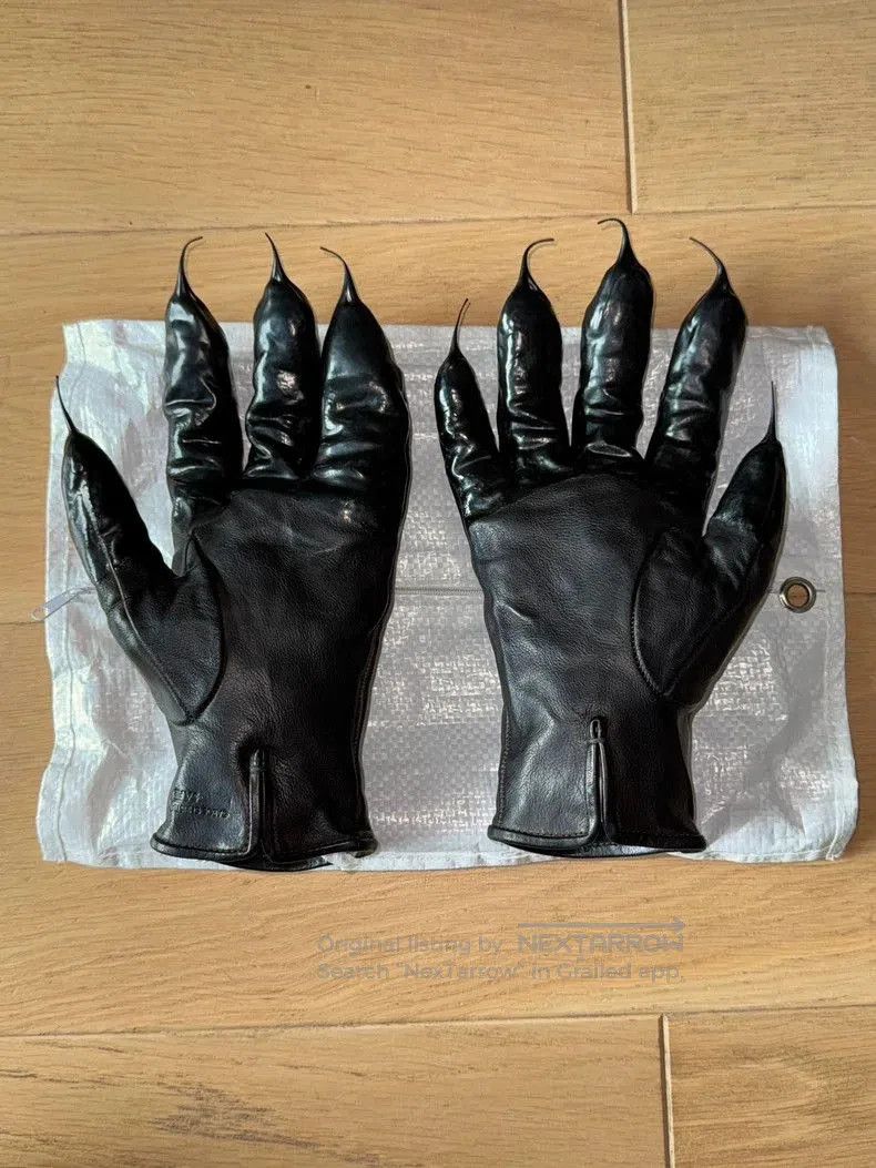 Carol Christian Poell Carol Christian Poell Drip Gloves 46 . Size ONE SIZE - 1 Thumbnail