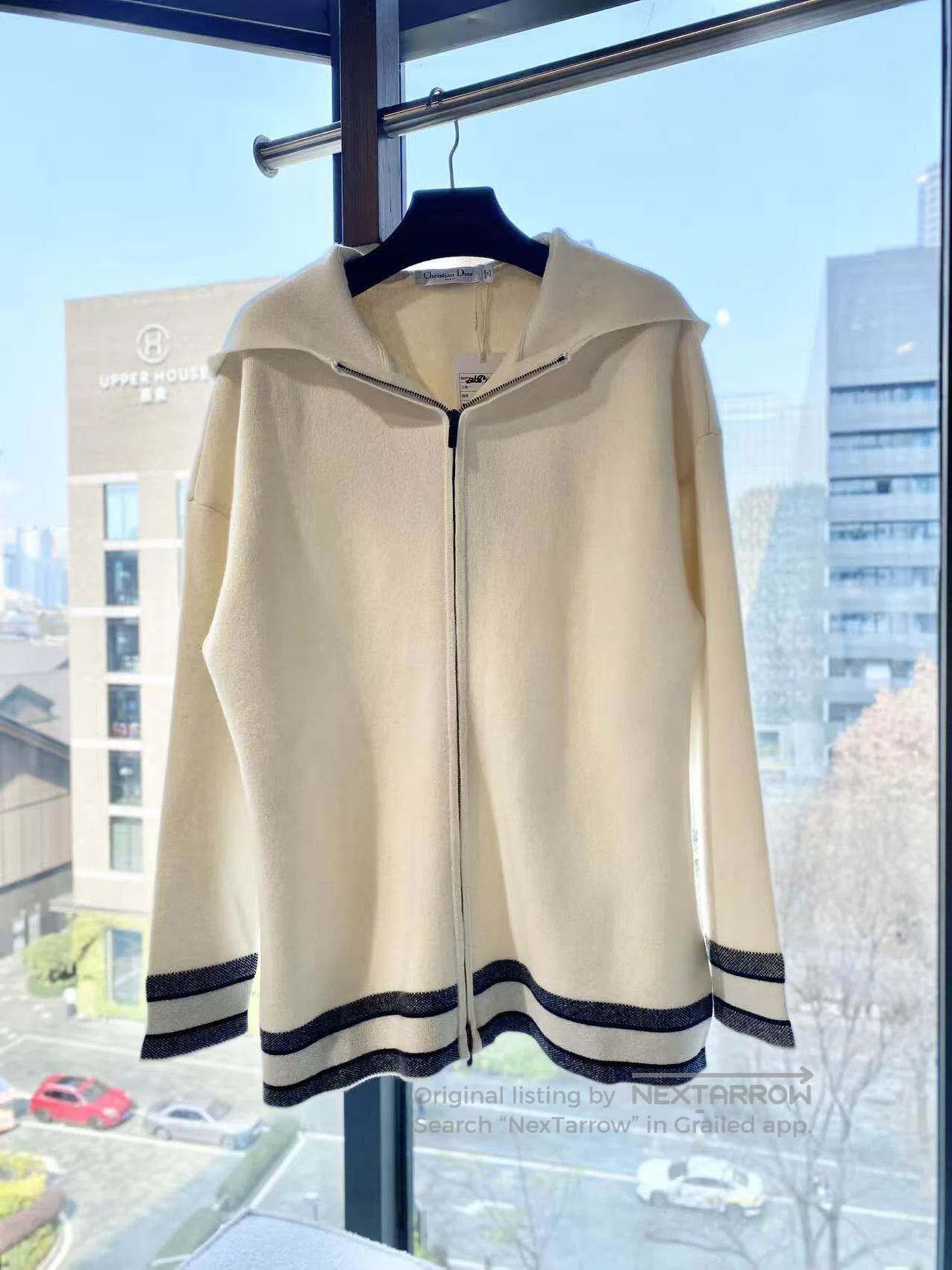 Dior Dior Beige slogan coat| Size 4XL / US 24-26 - 2 Thumbnail