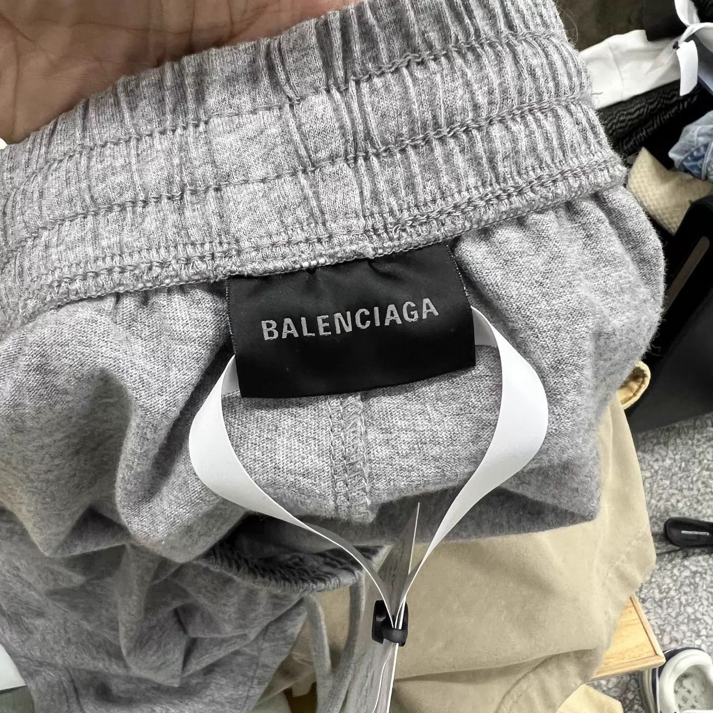 Balenciaga Balenciaga Wheat BB Embroidered Short Skirt M 99 New Size 27" / US 4 / IT 40 - 4 Thumbnail