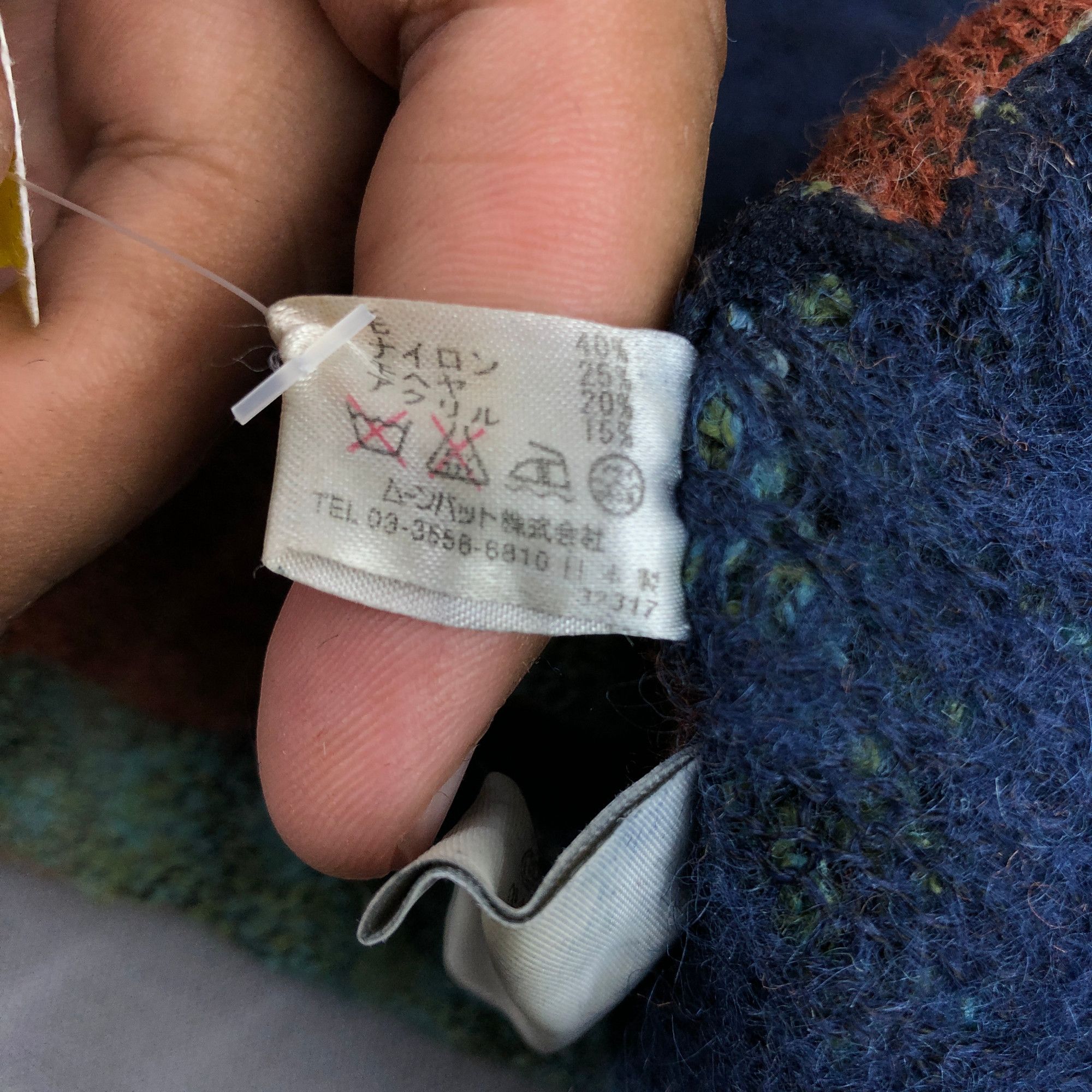 Japanese Brand Vintage Vivienne Westwood Infinity Scarf Orbs Wool Scarves Size ONE SIZE - 12 Thumbnail