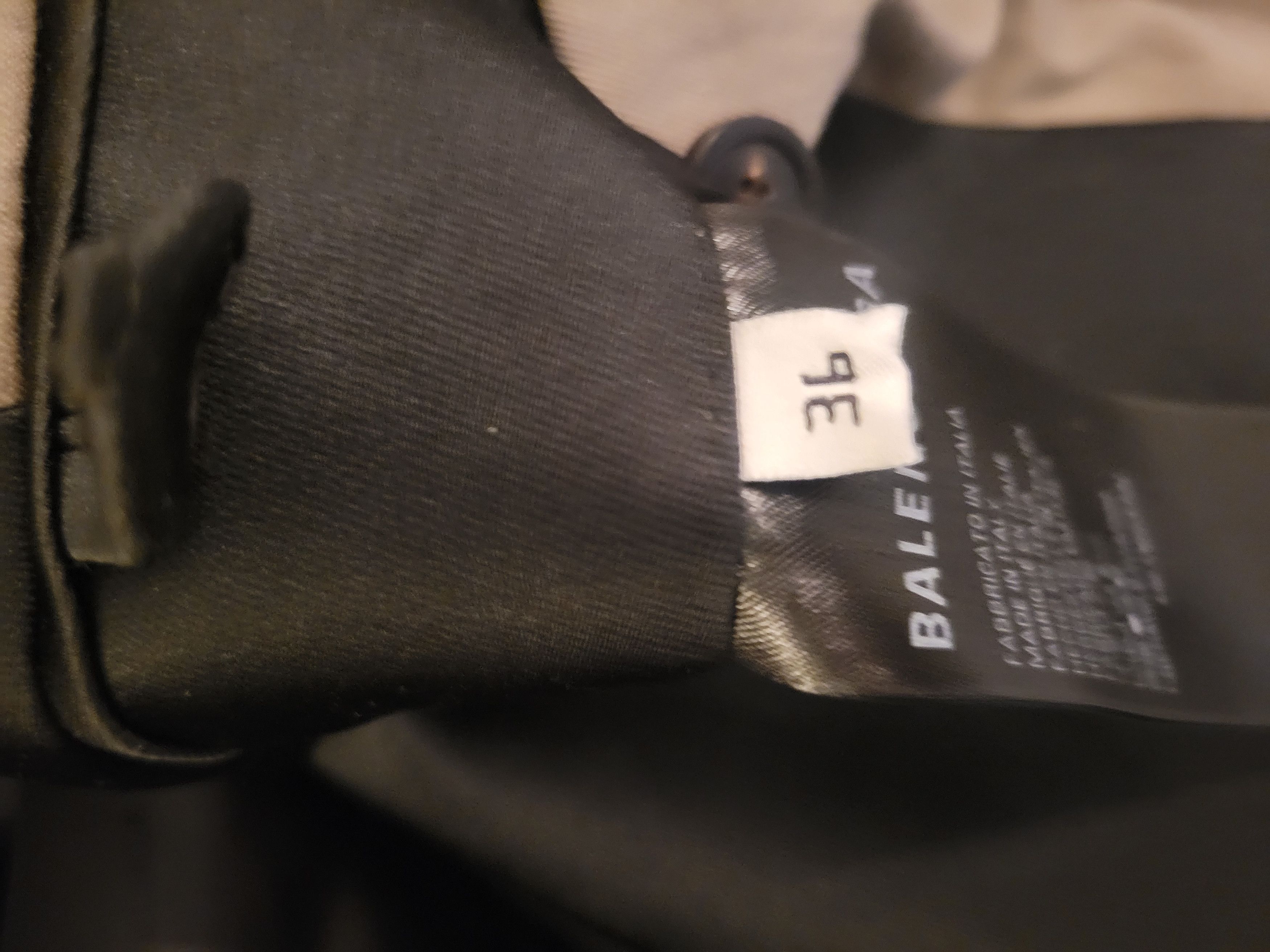 Balenciaga Flipped hooded trench Size XS / US 0-2 / IT 36-38 - 4 Thumbnail
