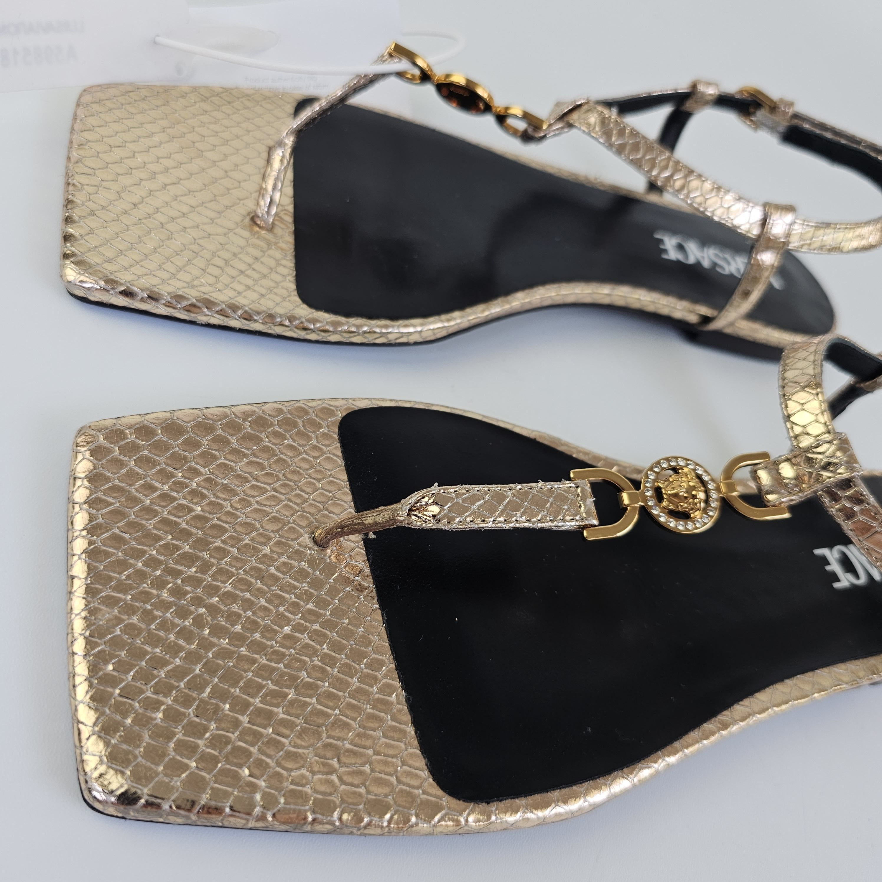 Versace Versace Medusa '95 Gold Leather Flat Sandals New Size US 7 / IT 37 - 16 Thumbnail