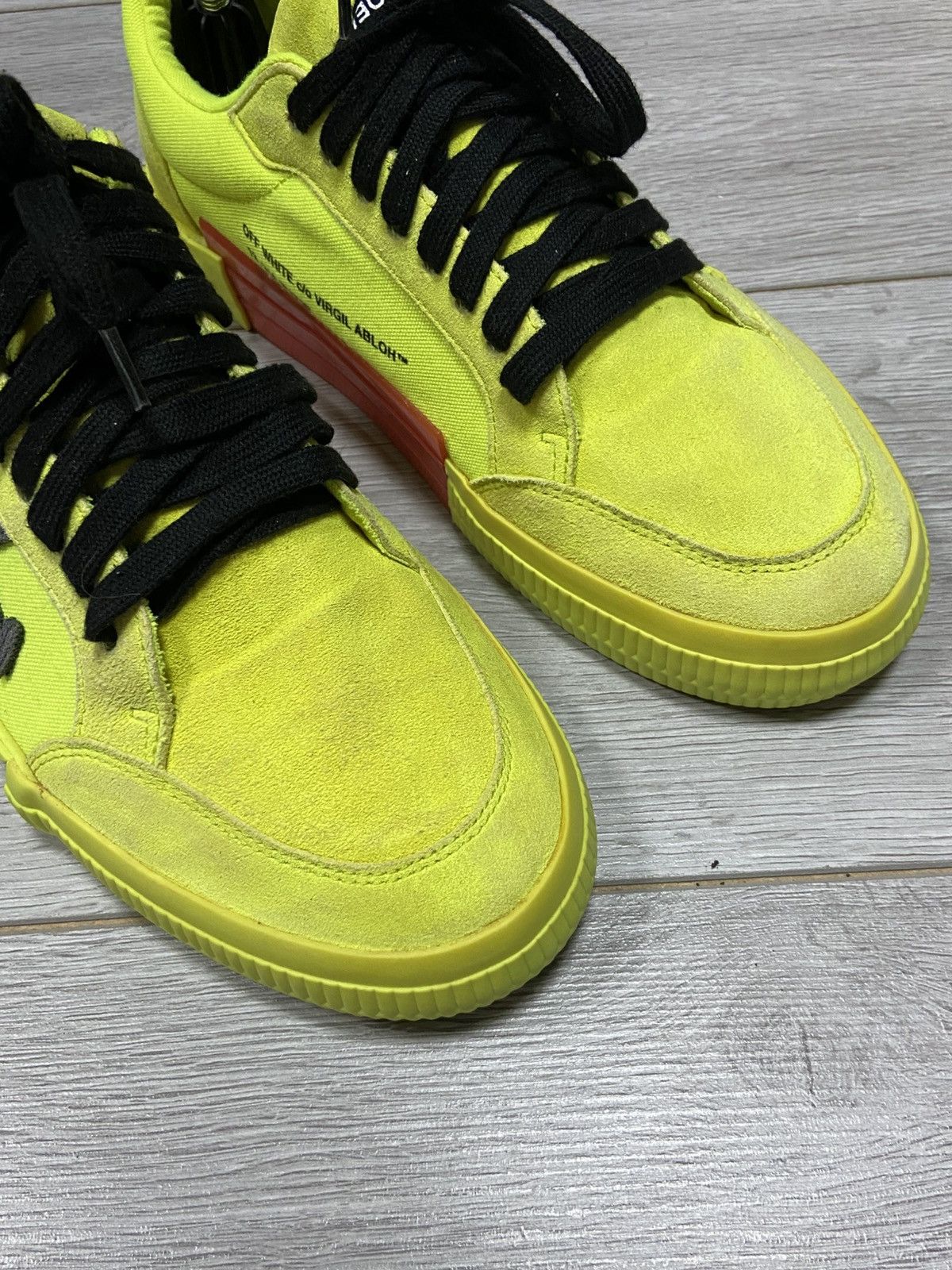 Off-White Off-White 2013 green vulcanized Virgil Abloh arrows shoes 42 Size US 9 / EU 42 - 3 Thumbnail