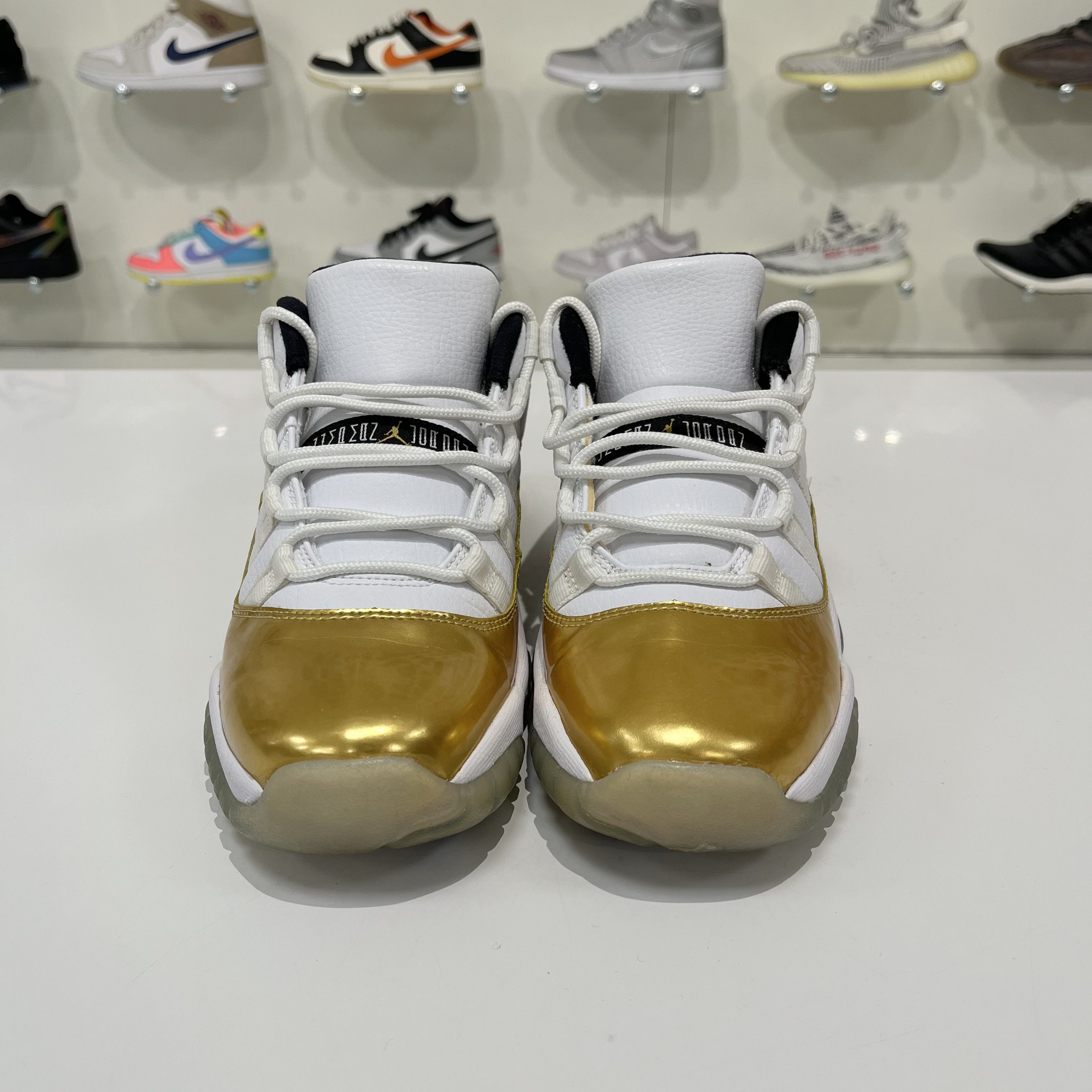 Nike Air Jordan 11 Retro Low Closing Ceremony (GS) Size US 6.5 / EU 39-40 - 2 Thumbnail