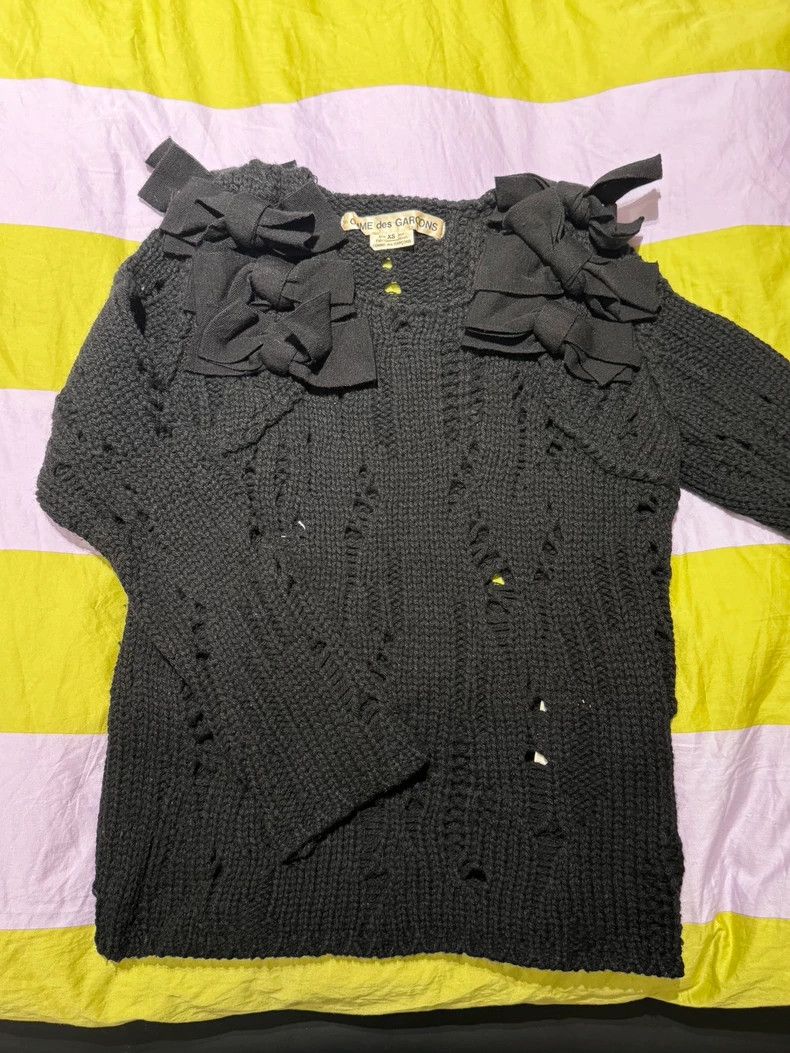 Comme des Garcons Comme Des Garcons Bow hollow wool sweater Size XS / US 0-2 / IT 36-38 - 1 Thumbnail