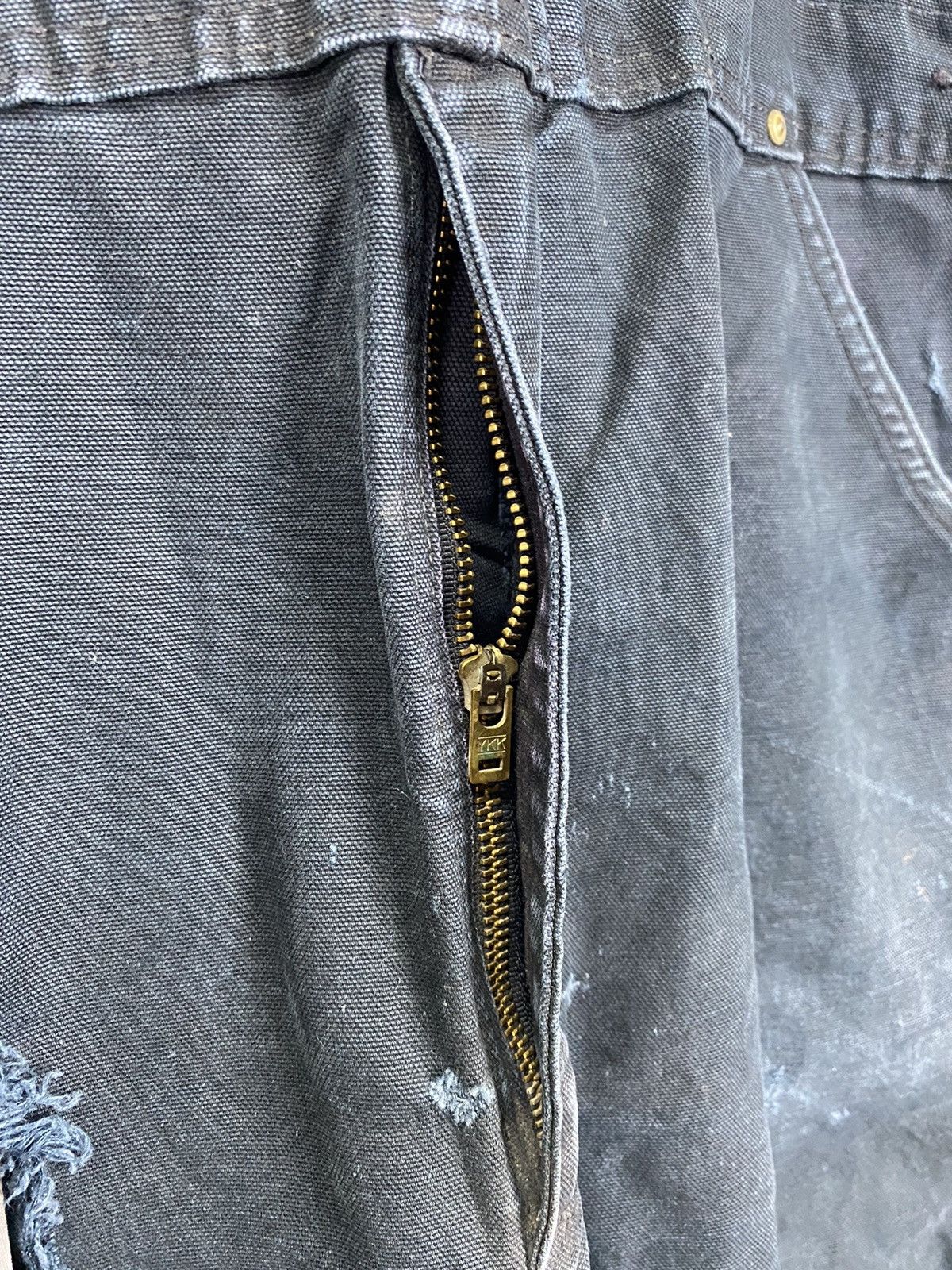 Carhartt Vintage Heavily worn Carhartt Dungarees-38x28 Size US L / EU 52-54 / 3 - 9 Thumbnail