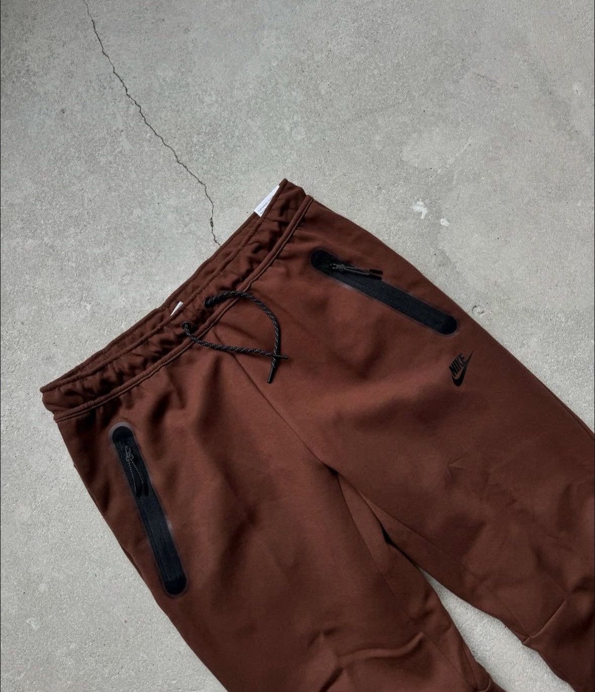 Nike Nike Tech Fleece Joggers Size US 33 - 2 Thumbnail