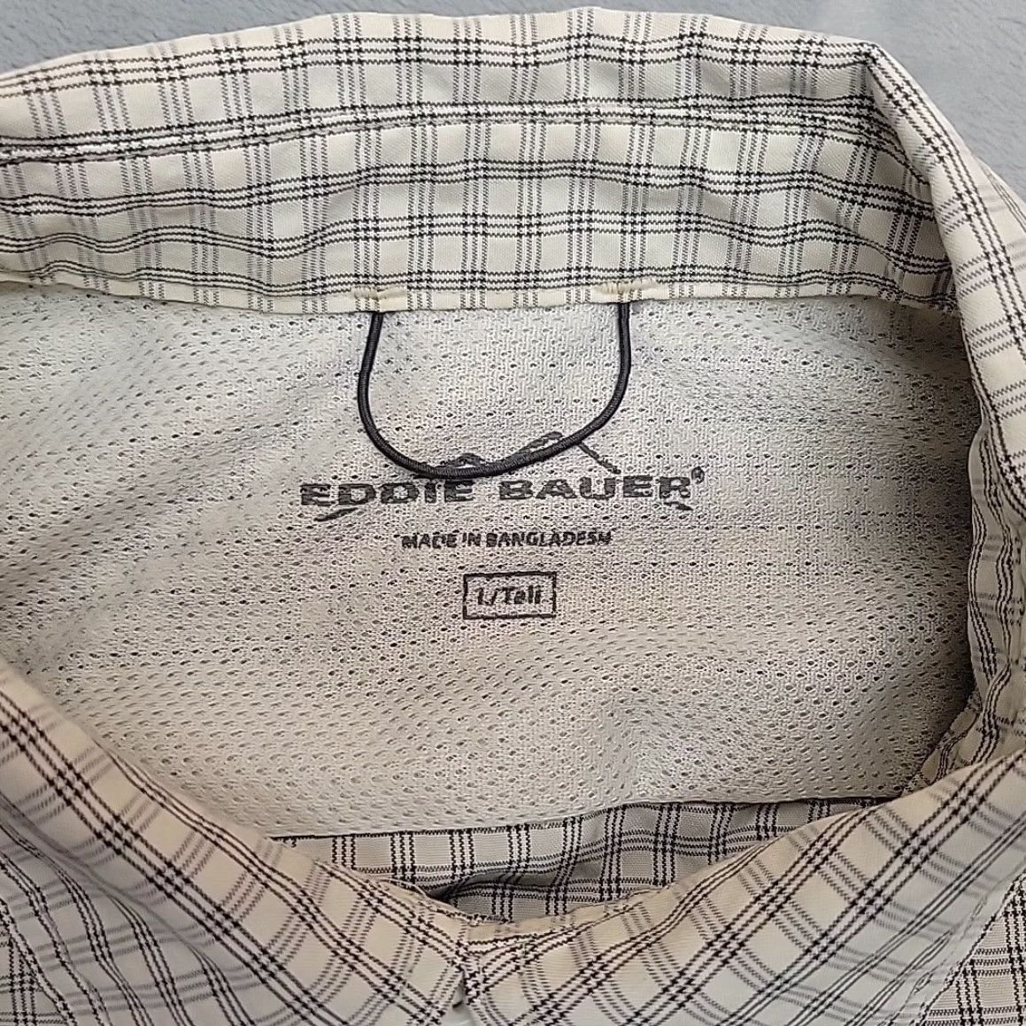 Eddie Bauer Eddie Bauer Shirt Mens LT Beige Plaid Performance Nylon Blend Outdoors Button-Up, Short Sleeve, Casual, Classic, USA Theme, Pockets, Woven Size US L / EU 52-54 / 3 - 5 Thumbnail