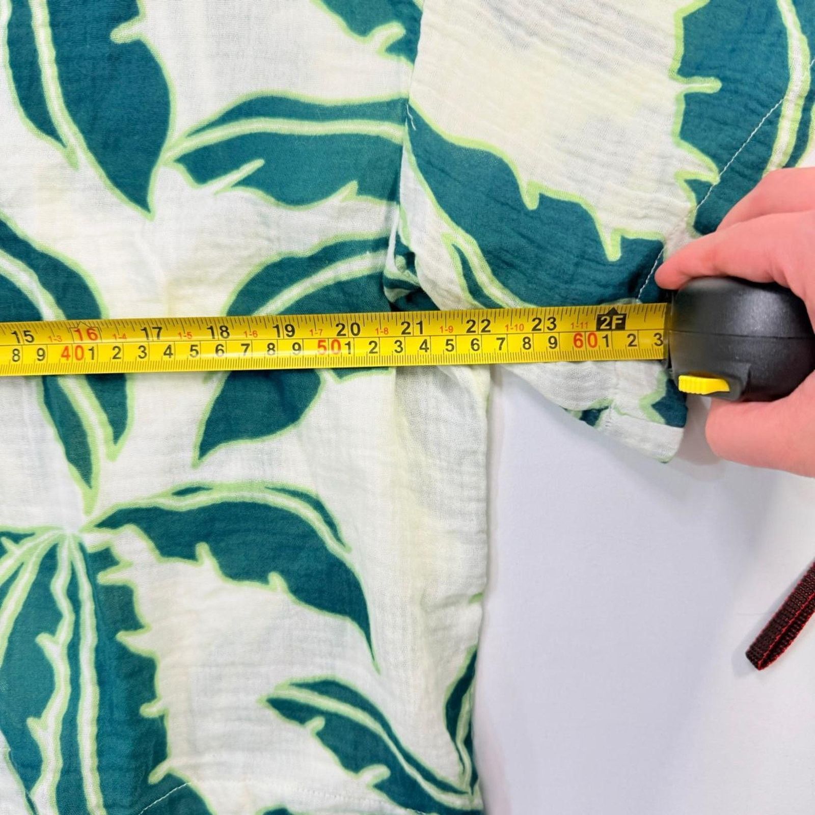 Other NWT Target Green palm leaf print button up shirt Size US L / EU 52-54 / 3 - 2 Thumbnail