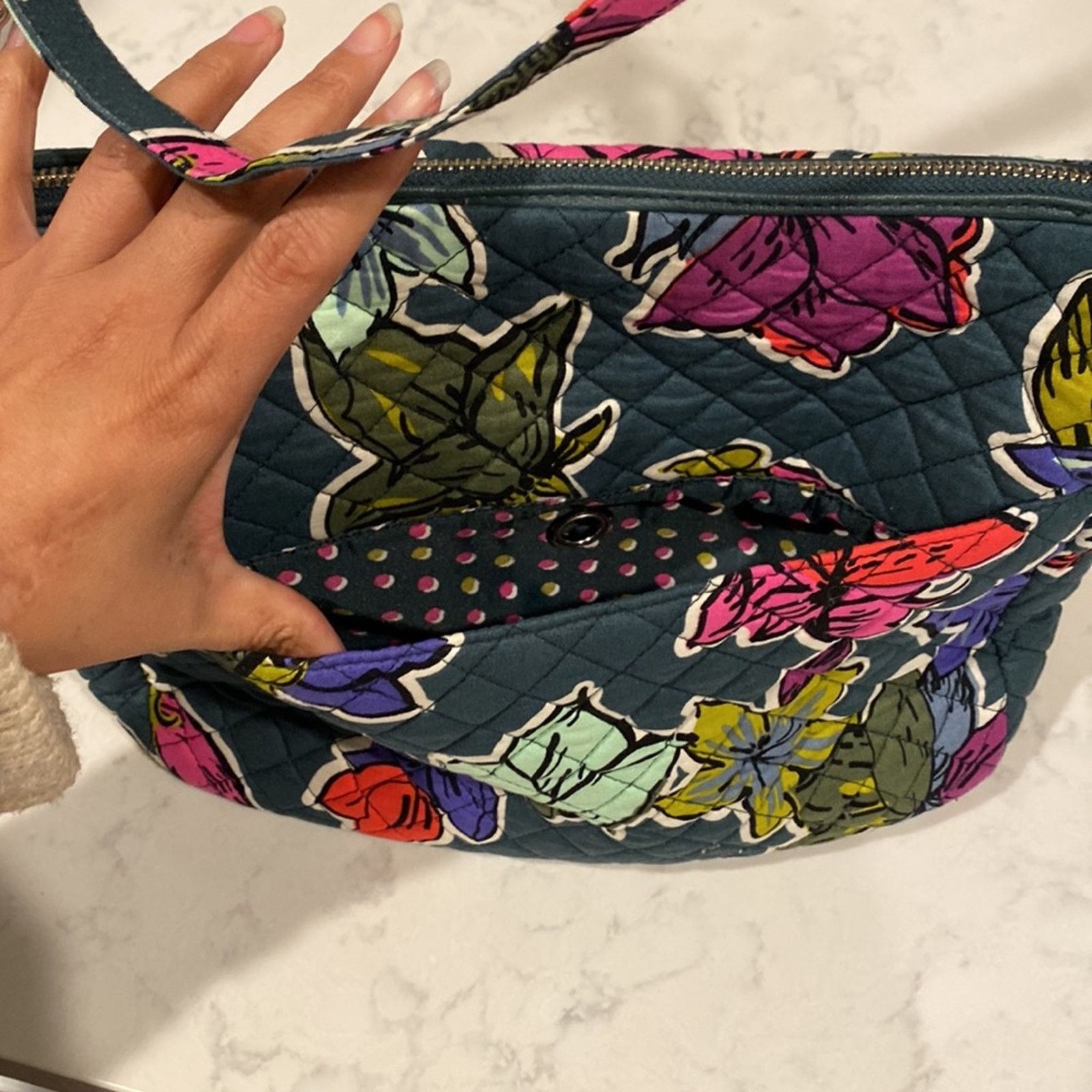 Vera Bradley Vera Bradley Carson Falling Flowers quilted crossbody bag Size ONE SIZE - 11 Thumbnail