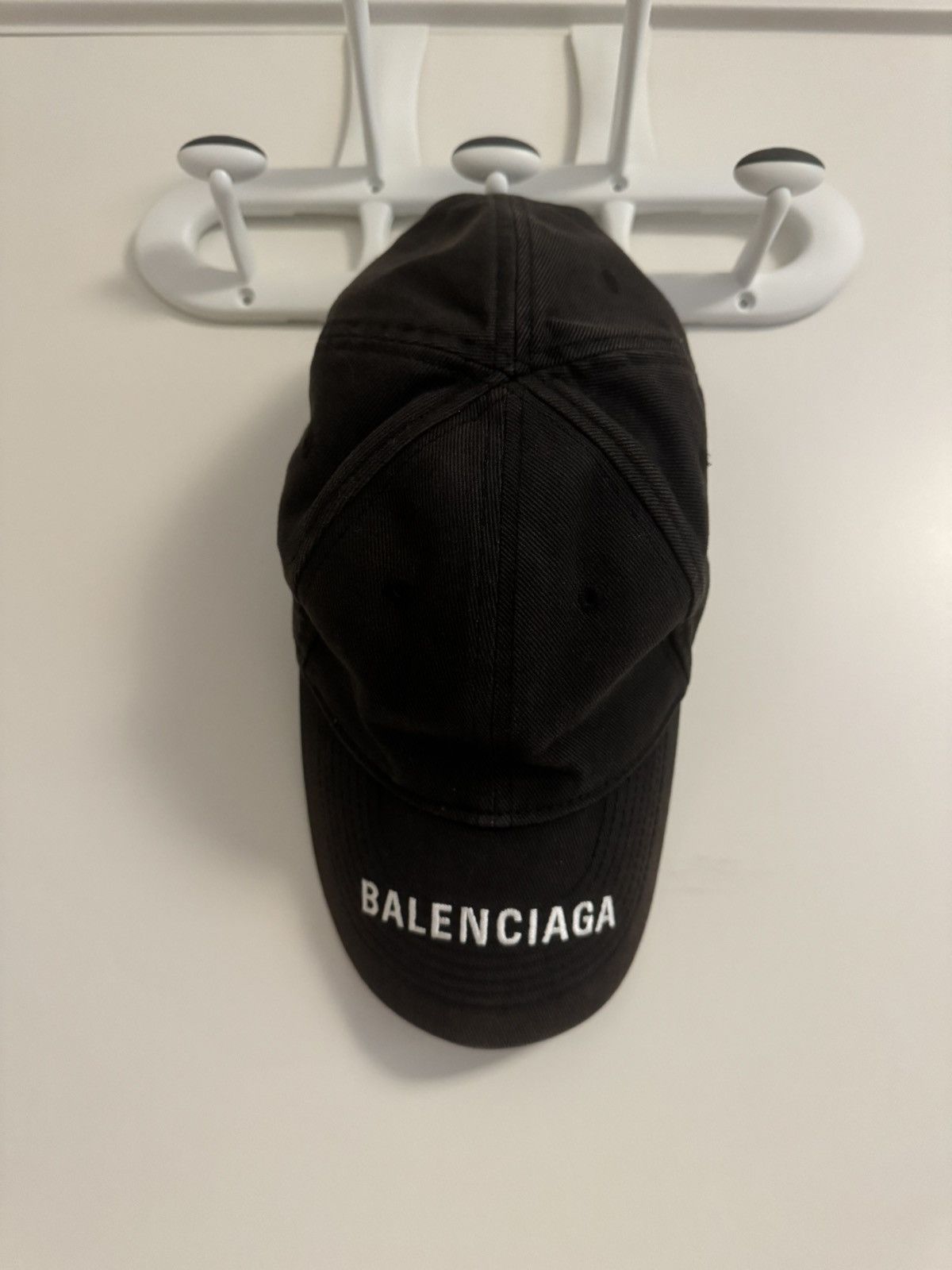 Balenciaga Washed Denim Logo Cap Size ONE SIZE - 1 Thumbnail
