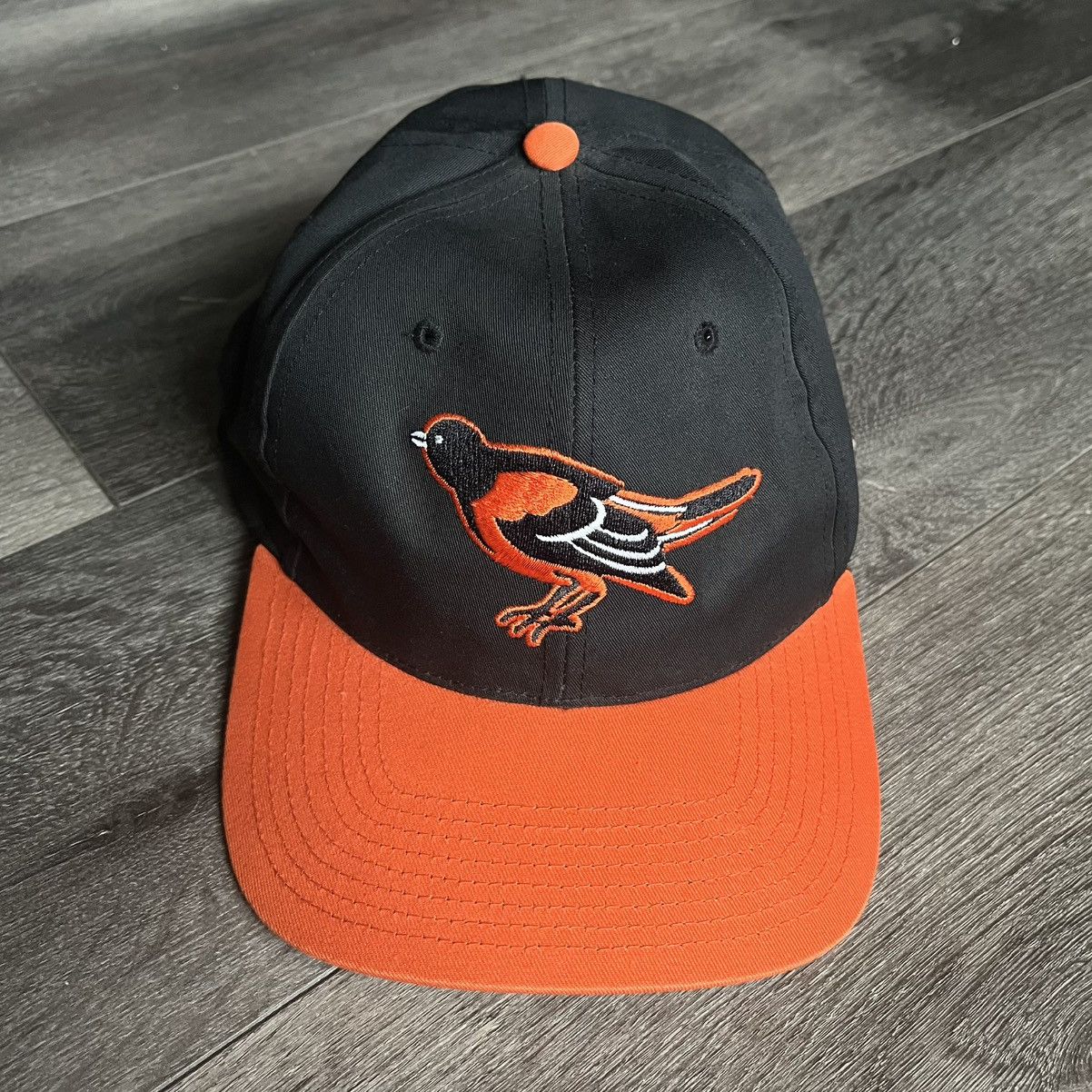 MLB × Vintage Vintage 1990s Baltimore Orioles Alternate Bird SnapBack Hat Size ONE SIZE - 1 Thumbnail