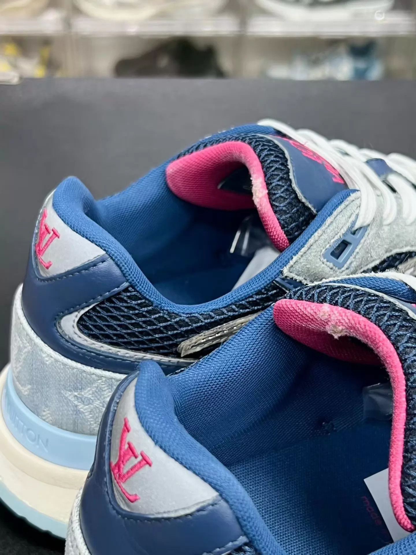 Louis Vuitton LV RUN AWAY Blue Denim UK7 41 Size US 8 / EU 41 - 9 Thumbnail