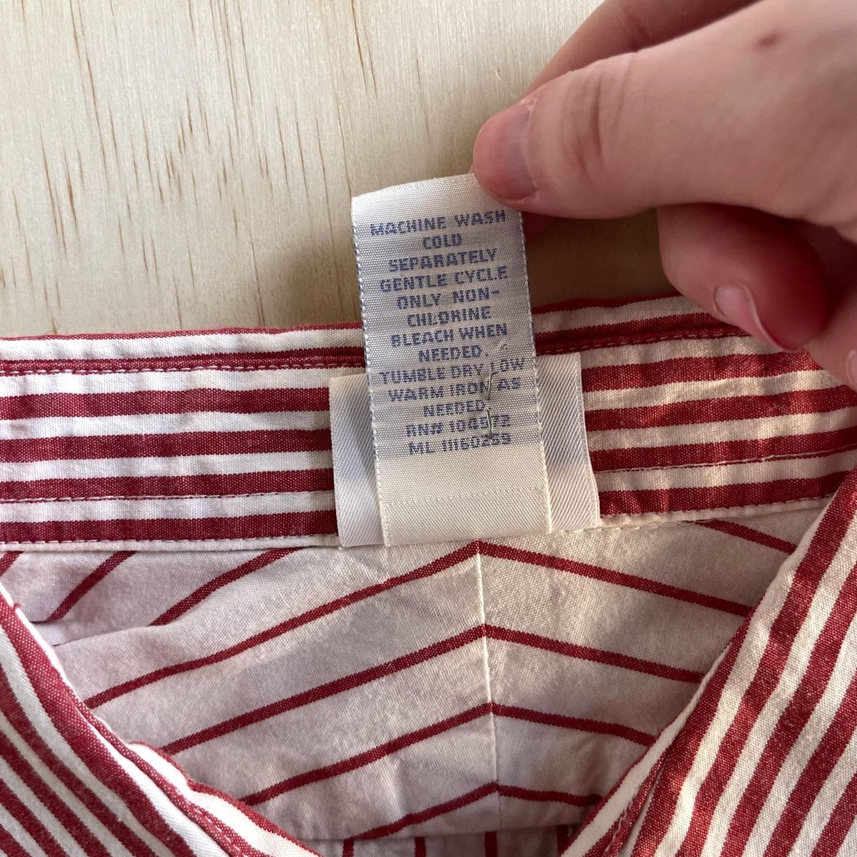 Vintage VINTAGE BFA Classics Dress Shirt Womens M White Striped Long Sleeve Button-Up Shirt Women Mens cât Size M / US 6-8 / IT 42-44 - 4 Thumbnail
