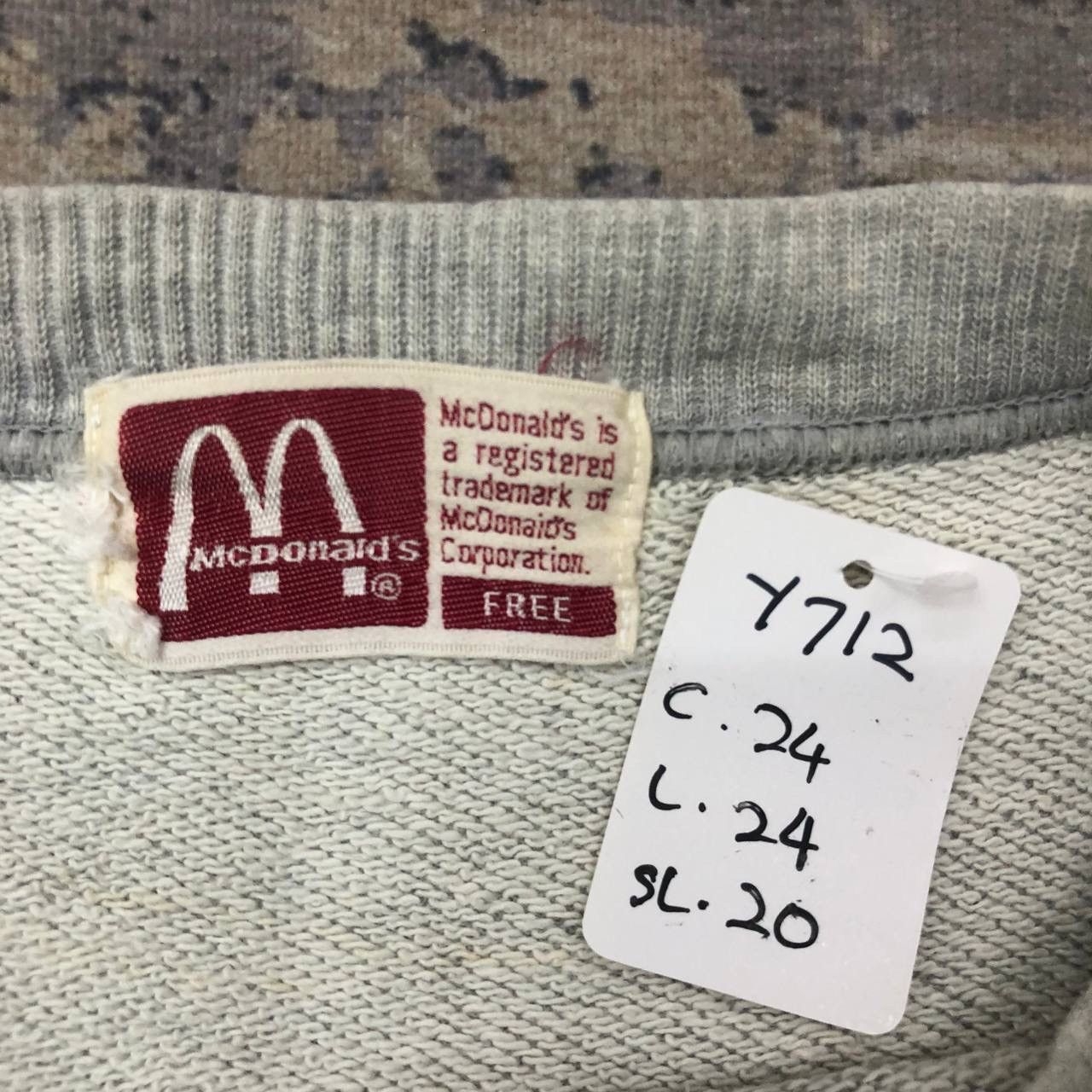 Vintage Y712. VTG SUN FADED MC DONALD SWEATSHIRTS Size US L / EU 52-54 / 3 - 9 Thumbnail