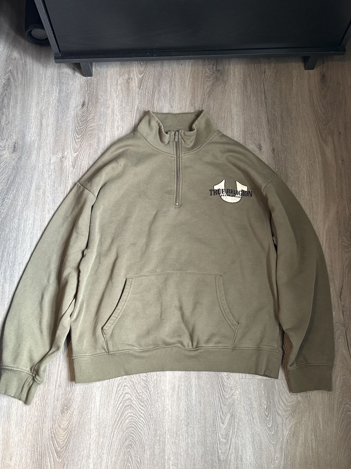 True Religion True Religion Quarter Zip Hoodie Olive Size Large Stained Size US L / EU 52-54 / 3 - 1 Thumbnail