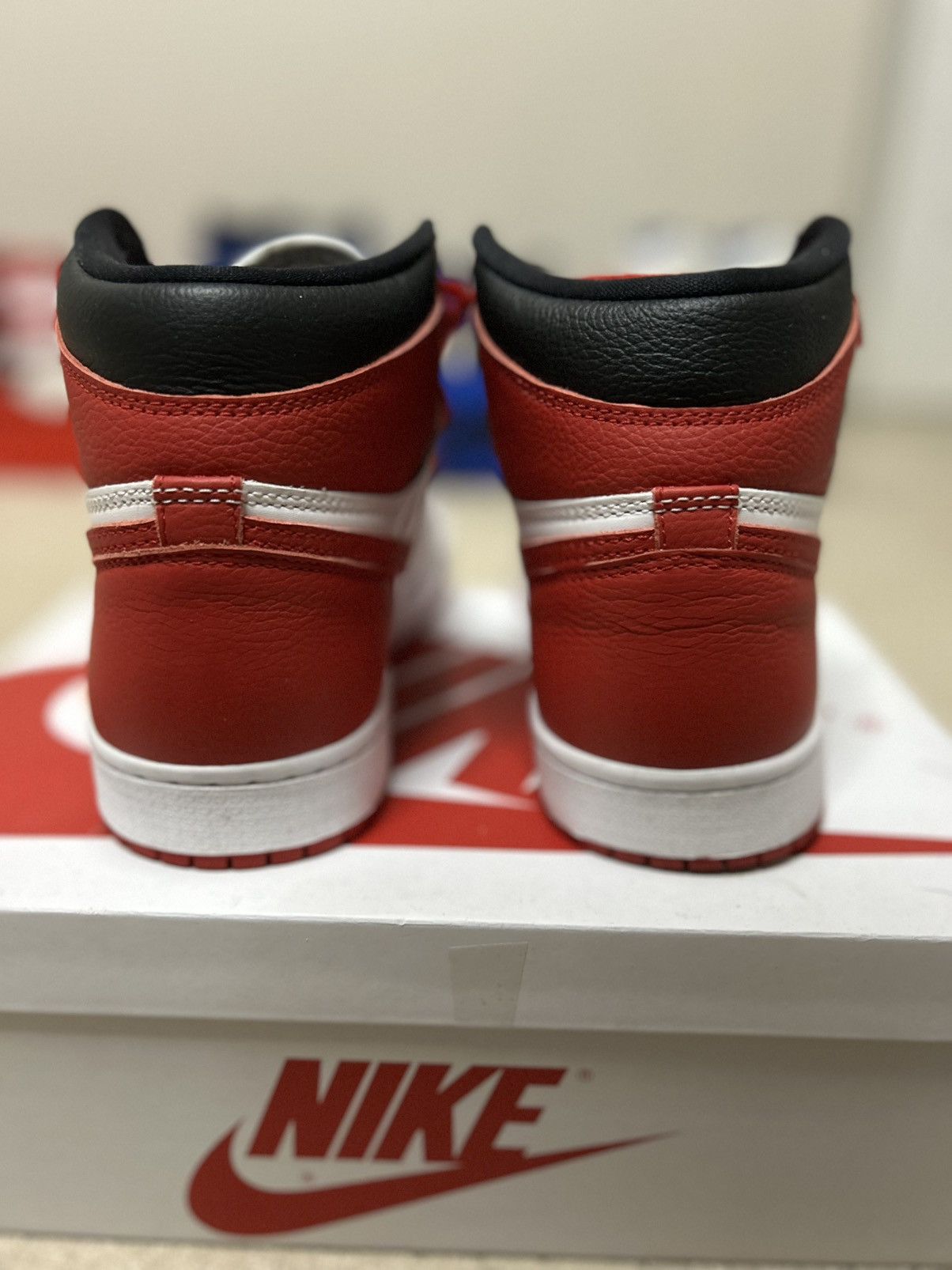 Jordan Brand Jordan 1 retro high heritage Size US 8.5 / EU 41-42 - 5 Thumbnail