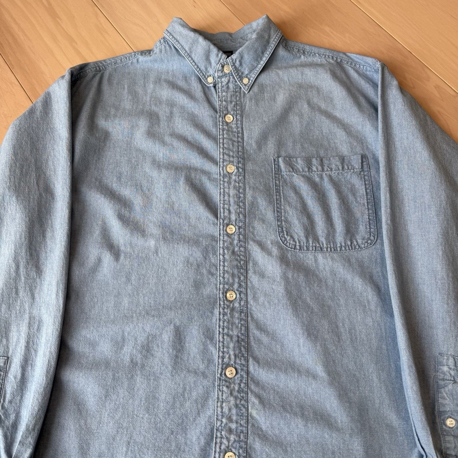 Vintage × Warner Bros Vintage Looney Tunes Shirt M Blue Chambray Button Up 90s Size US M / EU 48-50 / 2 - 3 Thumbnail