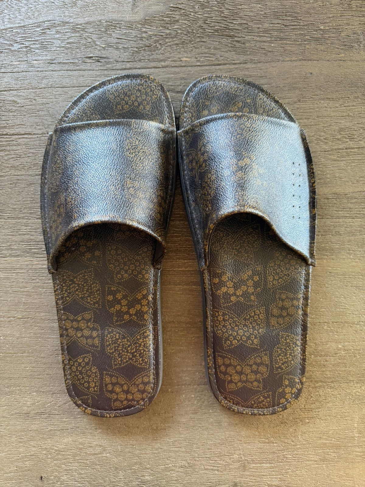 Suicoke Needles × SUICOKE Tukka - Papillon PVC Sandals Brown size 12 Size US 12 / EU 45 - 9 Thumbnail