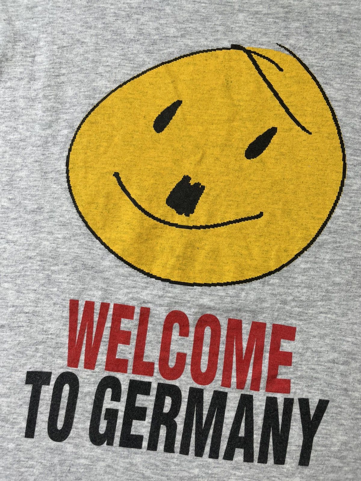 Band Tees Vintage Y2K ADULT " WELCOME TO GERMANY SMILE " Tee Size US M / EU 48-50 / 2 - 1 Thumbnail