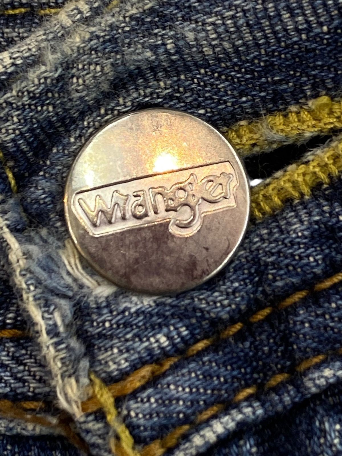 Wrangler Wrangler Brand Whiskers Blue Wash Style Bootcut Jeans Size US 32 / EU 48 - 13 Thumbnail