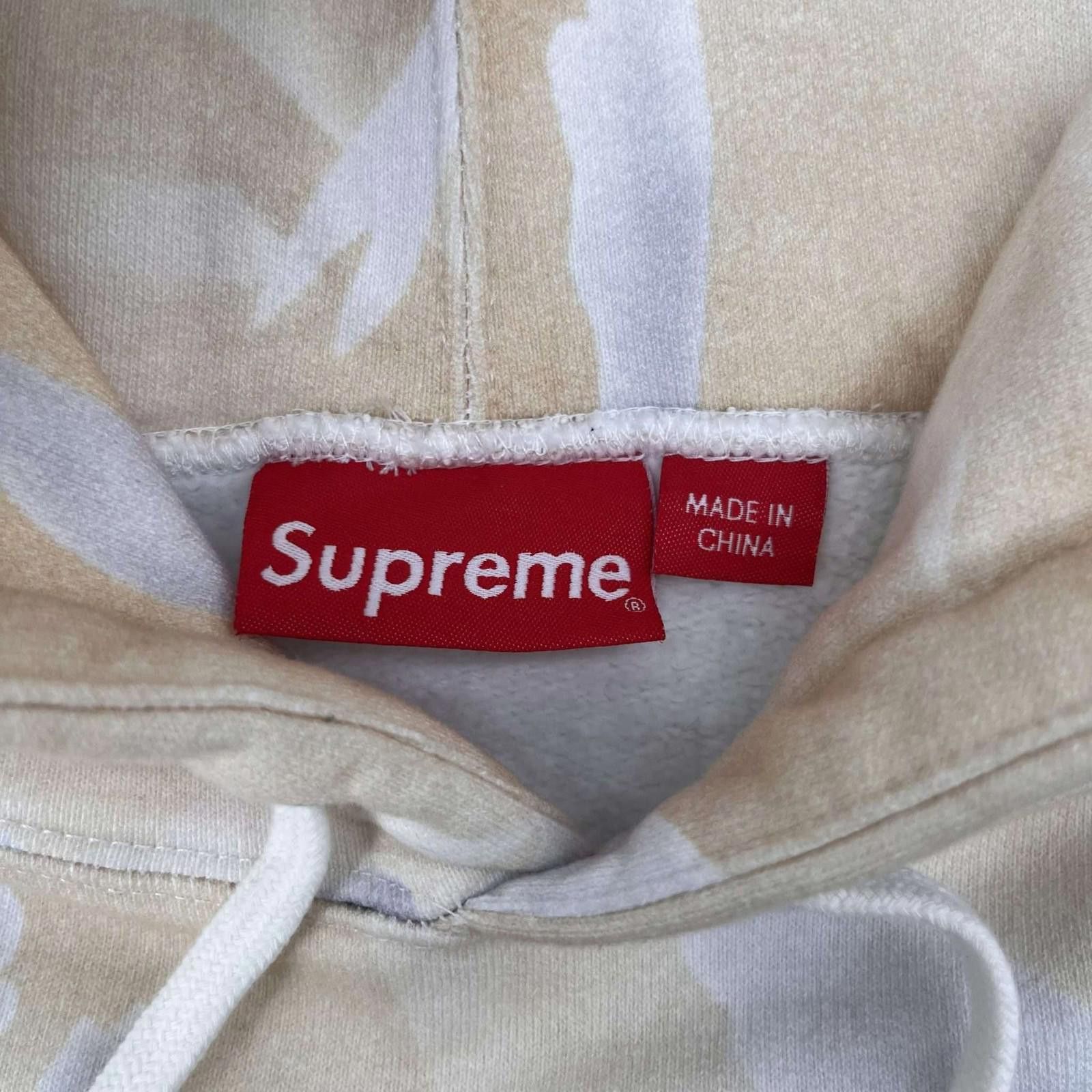 Supreme Supreme Doves Hooded Sweatshirt Tan SS22 Size US M / EU 48-50 / 2 - 5 Thumbnail