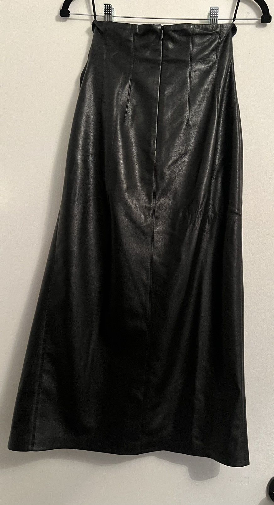 Nanushka Nanushka Vegan-Leather Midi Skirt Size 25" / US 0 / IT 36 - 8 Thumbnail