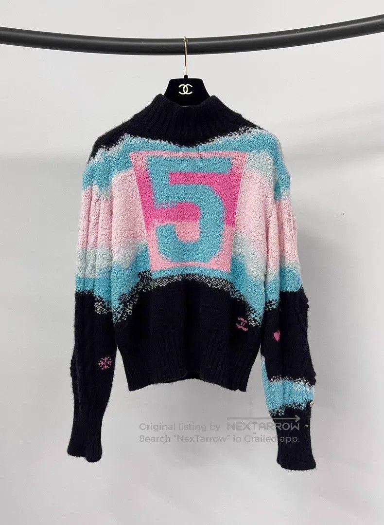 Chanel Chanel Ski series cashmere sweater Size XS / US 0-2 / IT 36-38 - 1 Thumbnail
