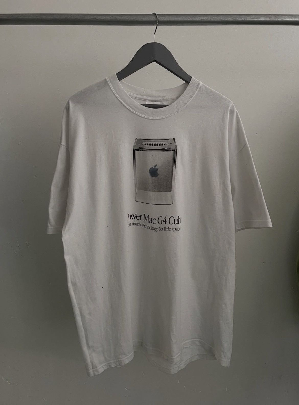 Apple Vintage Apple Power Mac G4 cube tee Size US XL / EU 56 / 4 - 1 Thumbnail