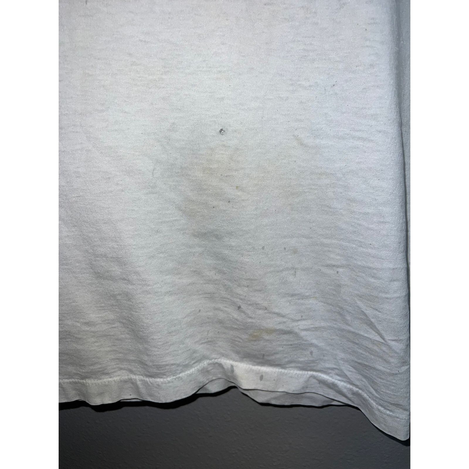 Fruit Of The Loom Vintage Diamond Club Shirt White Stained Worn Thrashed Tee L Size US L / EU 52-54 / 3 - 6 Thumbnail