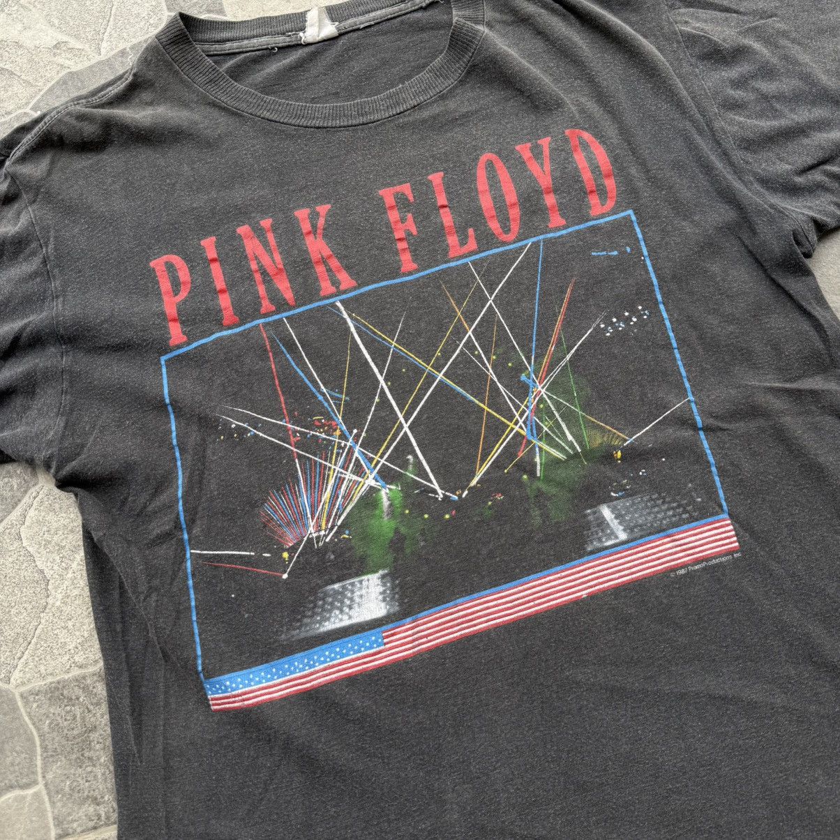 Band Tees Vintage pink floyd 1987 Size US L / EU 52-54 / 3 - 2 Thumbnail
