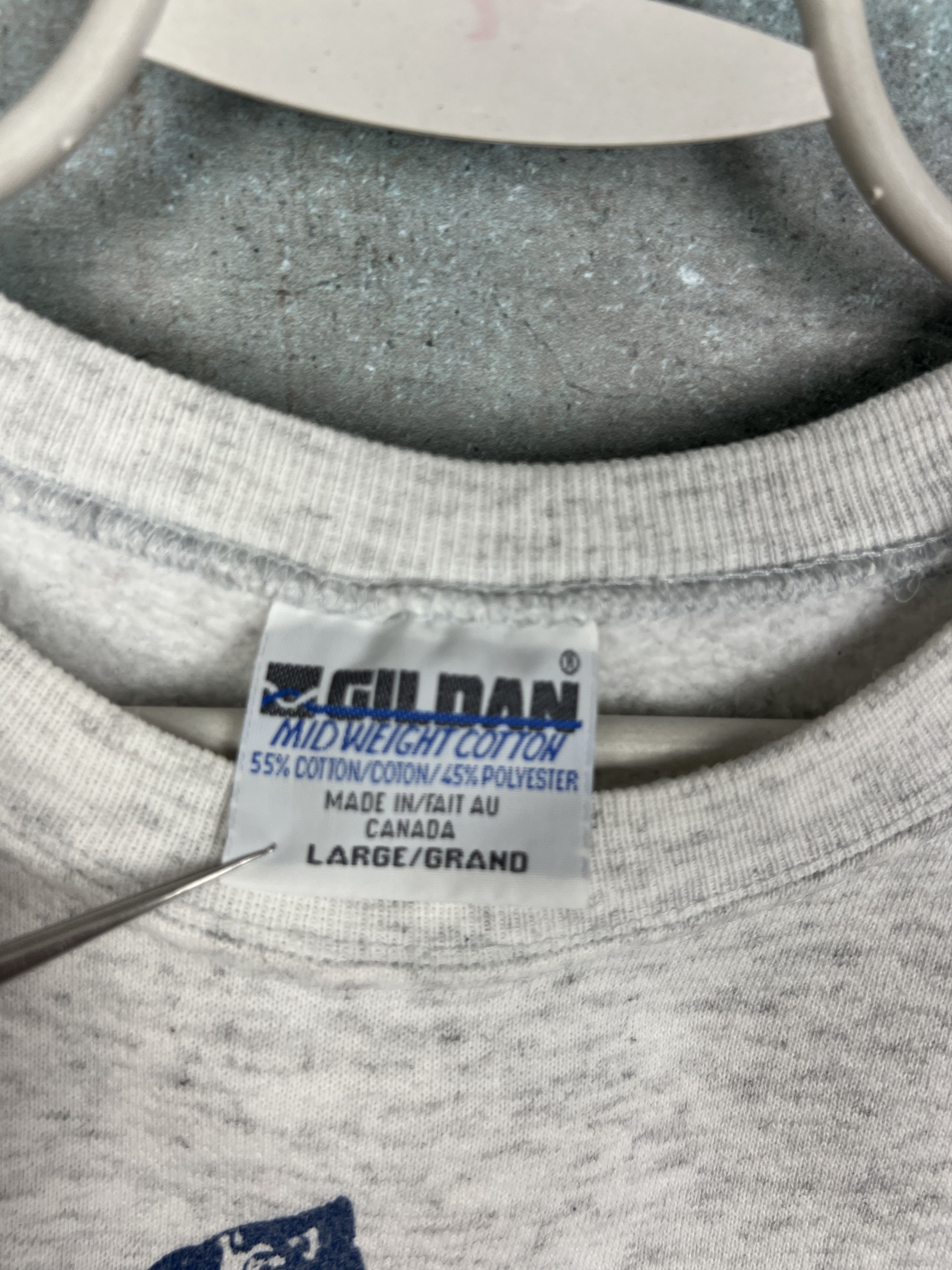 Gildan Vintage 90's Toronto Jays Sweatshirt Over Print Crewneck MLB Size US L / EU 52-54 / 3 - 7 Thumbnail