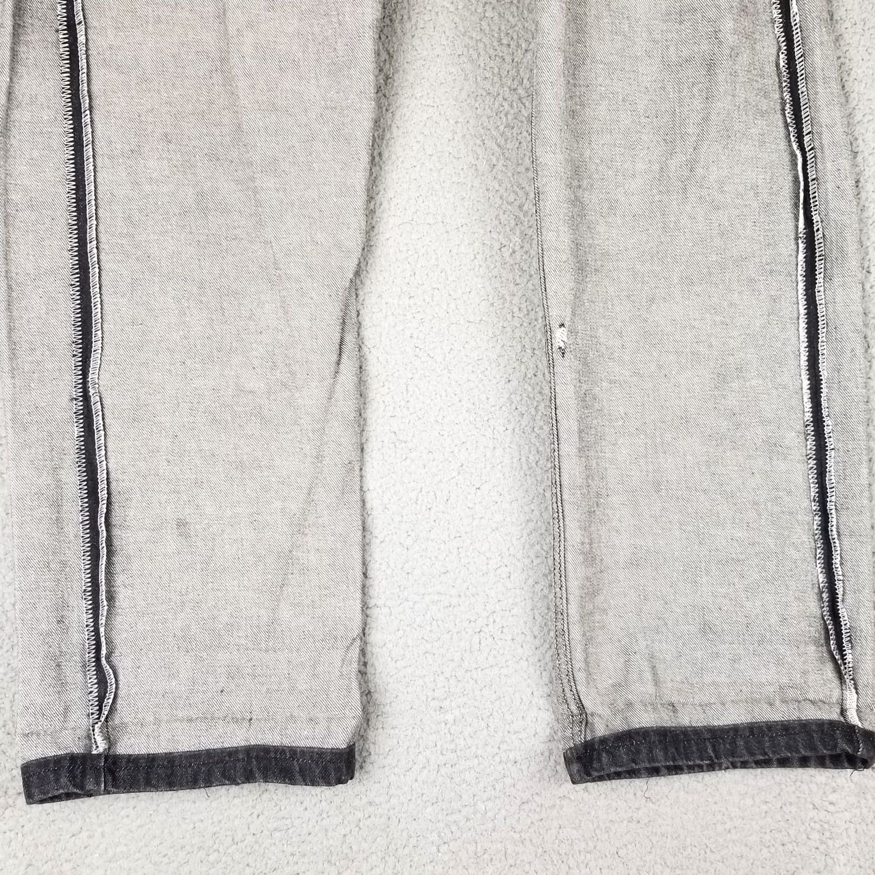 Levi's VINTAGE Levi’s 501 Jeans Gray 34X28 Made in USA Button Fly Distressed 80s Cowboy Festival Retro USA Mens Jeans Size US 34 / EU 50 - 7 Thumbnail