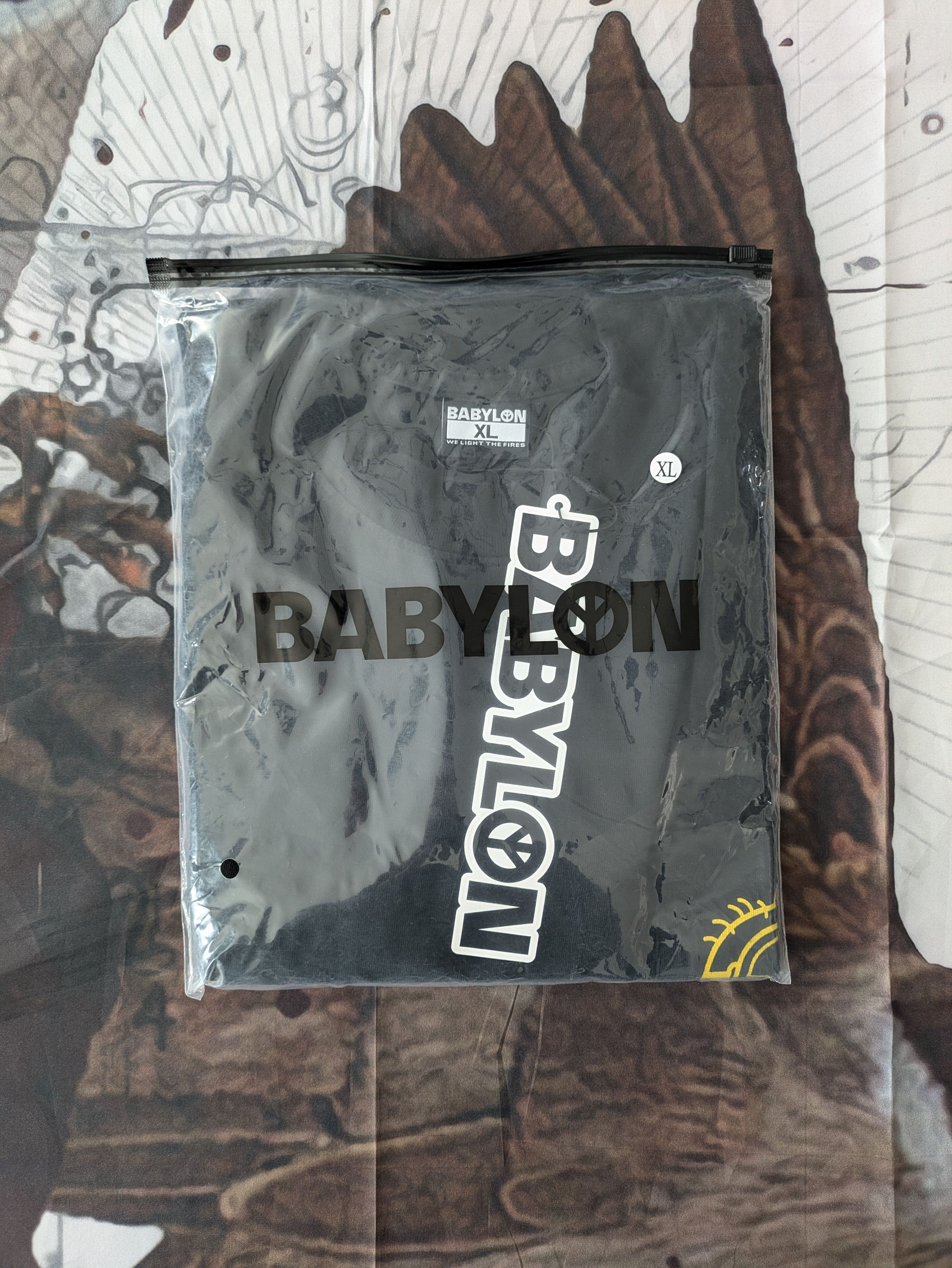 Babylon x Minions Pocket Tee Size US XL / EU 56 / 4 - 5 Thumbnail
