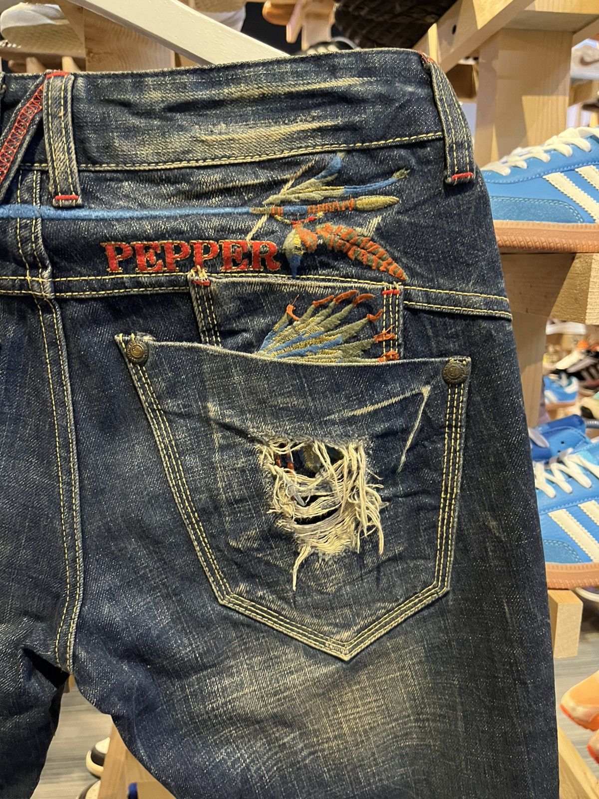 If Six Was Nine × Le Grande Bleu (L.G.B.) Red Pepper Gold Label Jeans Size US 32 / EU 48 - 2 Thumbnail