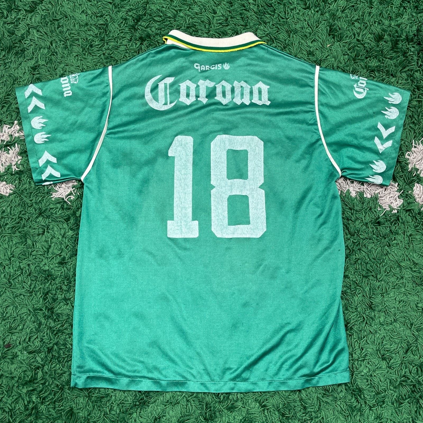 Vintage Vintage Cruzeiro Club León 1995/96 home soccer jersey green Size US L / EU 52-54 / 3 - 6 Thumbnail