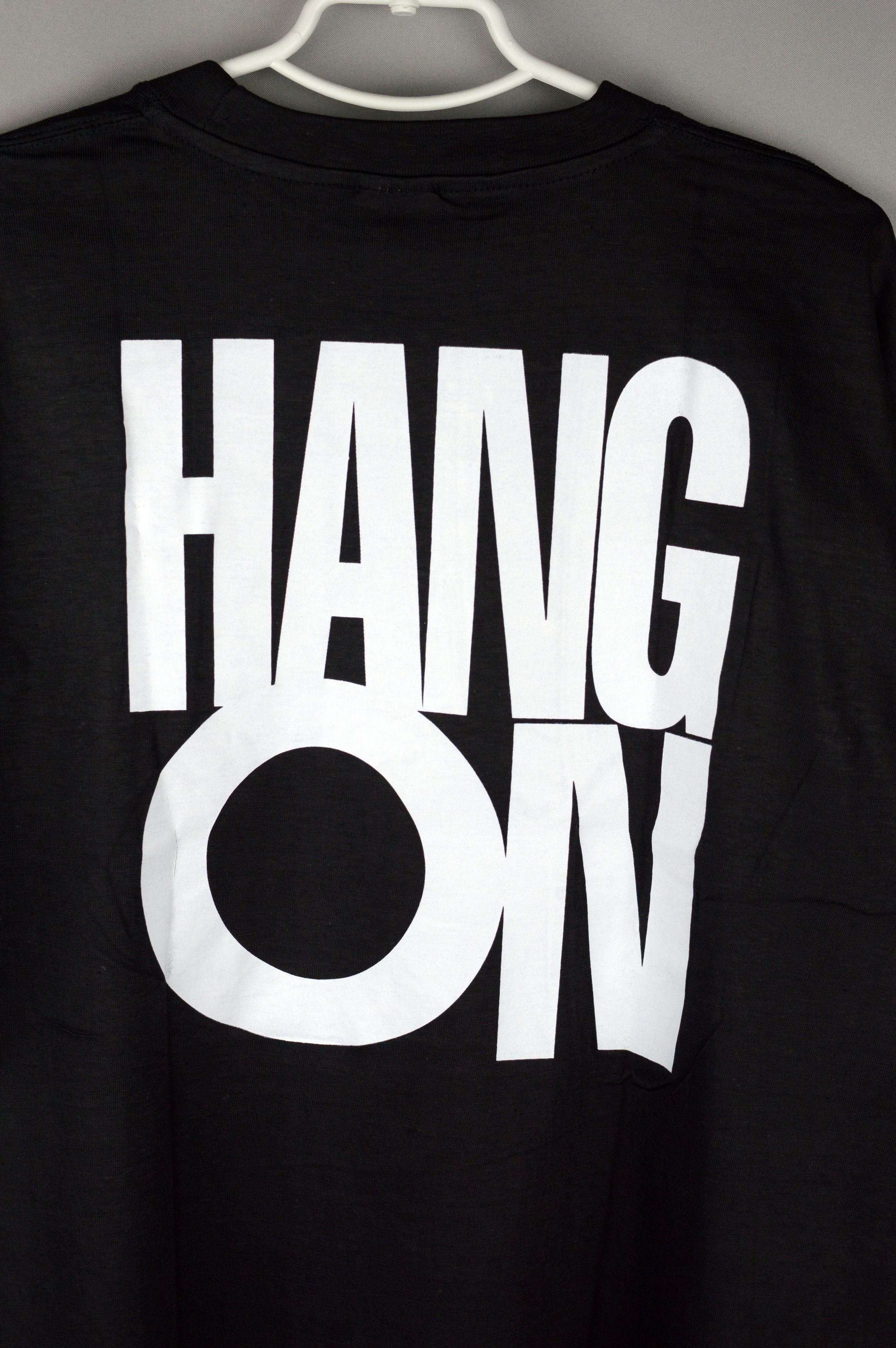 Vintage Vintage Cliffhanger Hang On 1993 movie t shirt Size US XL / EU 56 / 4 - 6 Thumbnail