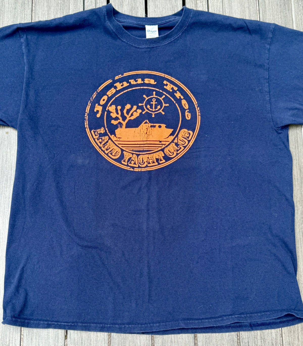 Vintage Joshua Tree Land Yacht Club Tee – Gildan XL Navy Size US XL / EU 56 / 4 - 4 Thumbnail