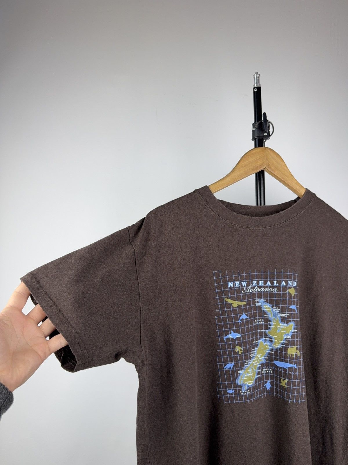 Vintage Vintage 00s New Zealand Aotearoa Map Graphic Tee Shirt Size US L / EU 52-54 / 3 - 4 Thumbnail