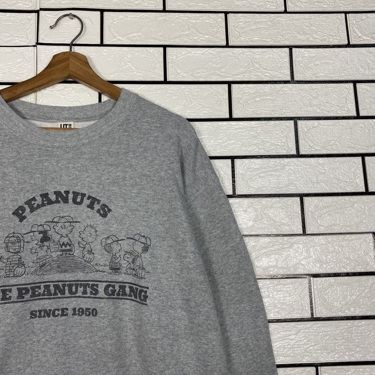 Japanese Brand Vintage Sweatshirt UT Peanuts Big Logo Size US M / EU 48-50 / 2 - 7 Thumbnail