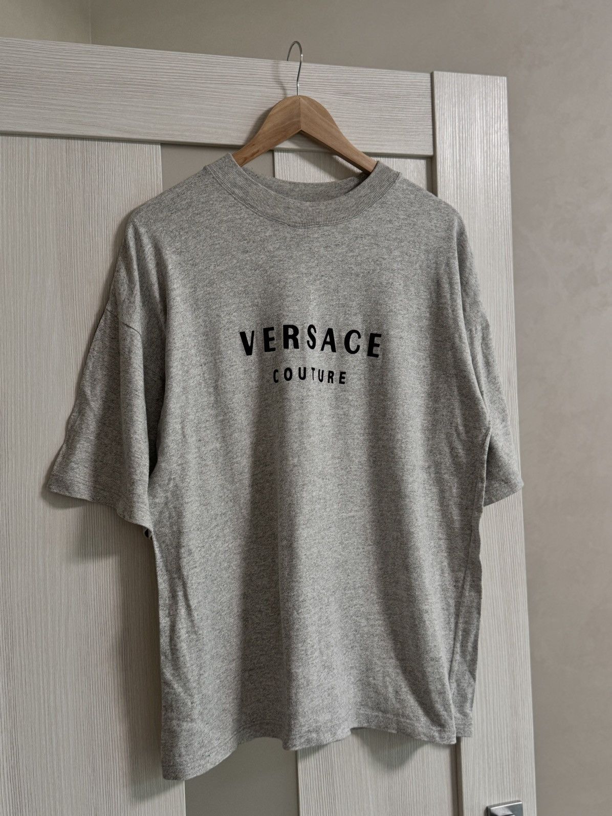 Versace Versace Jeans Couture Vintage tee t-shirt center logo Size US L / EU 52-54 / 3 - 4 Thumbnail