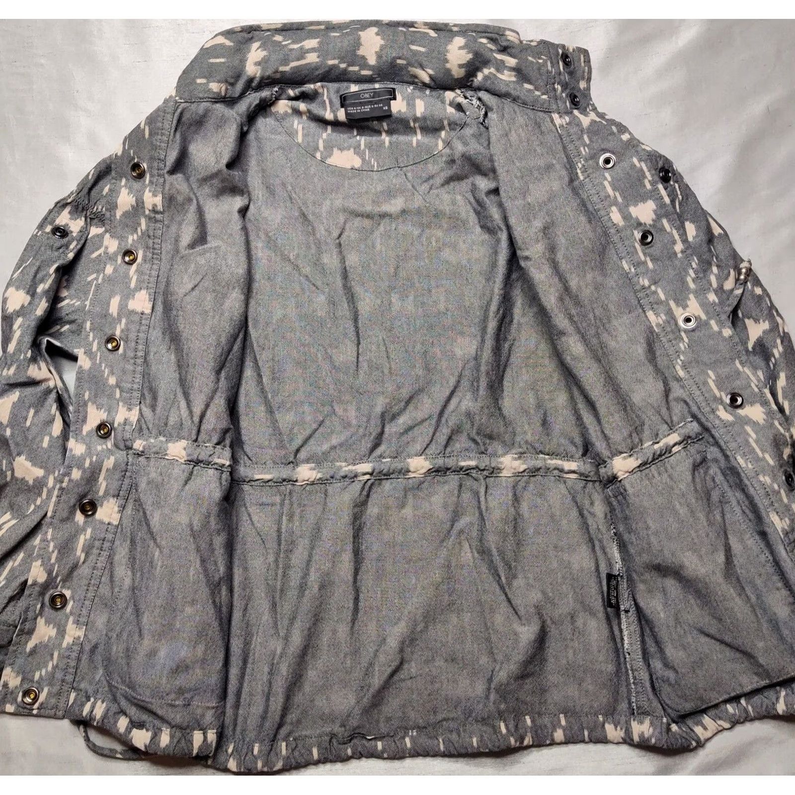 Obey VINTAGE OBEY Propaganda Women 4 (XS) Gray Abstract Cotton Snap Hooded Utility Jacket Size S / US 4 / IT 40 - 4 Thumbnail