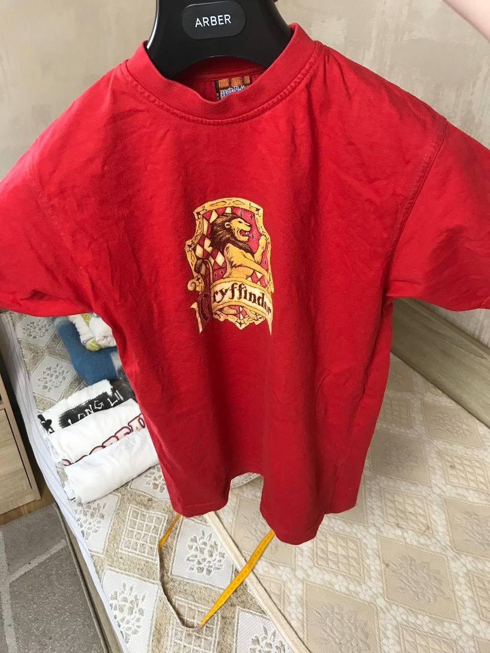 Warner Bros 🔥 2001 Harry Potter Gryffindor Hogwarts School RARE T Shirt Size US XS / EU 42 / 0 - 6 Thumbnail