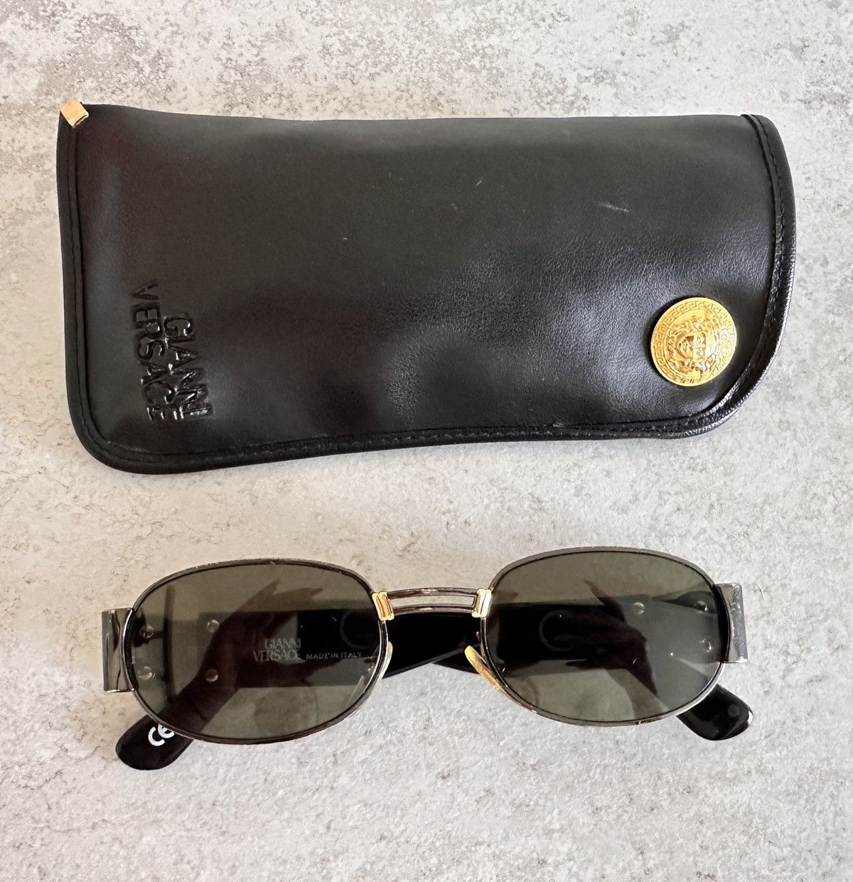 Versace Gianni Versace S70 91M Medusa Sunglasses (Vintage 1990s) Size ONE SIZE - 17 Thumbnail