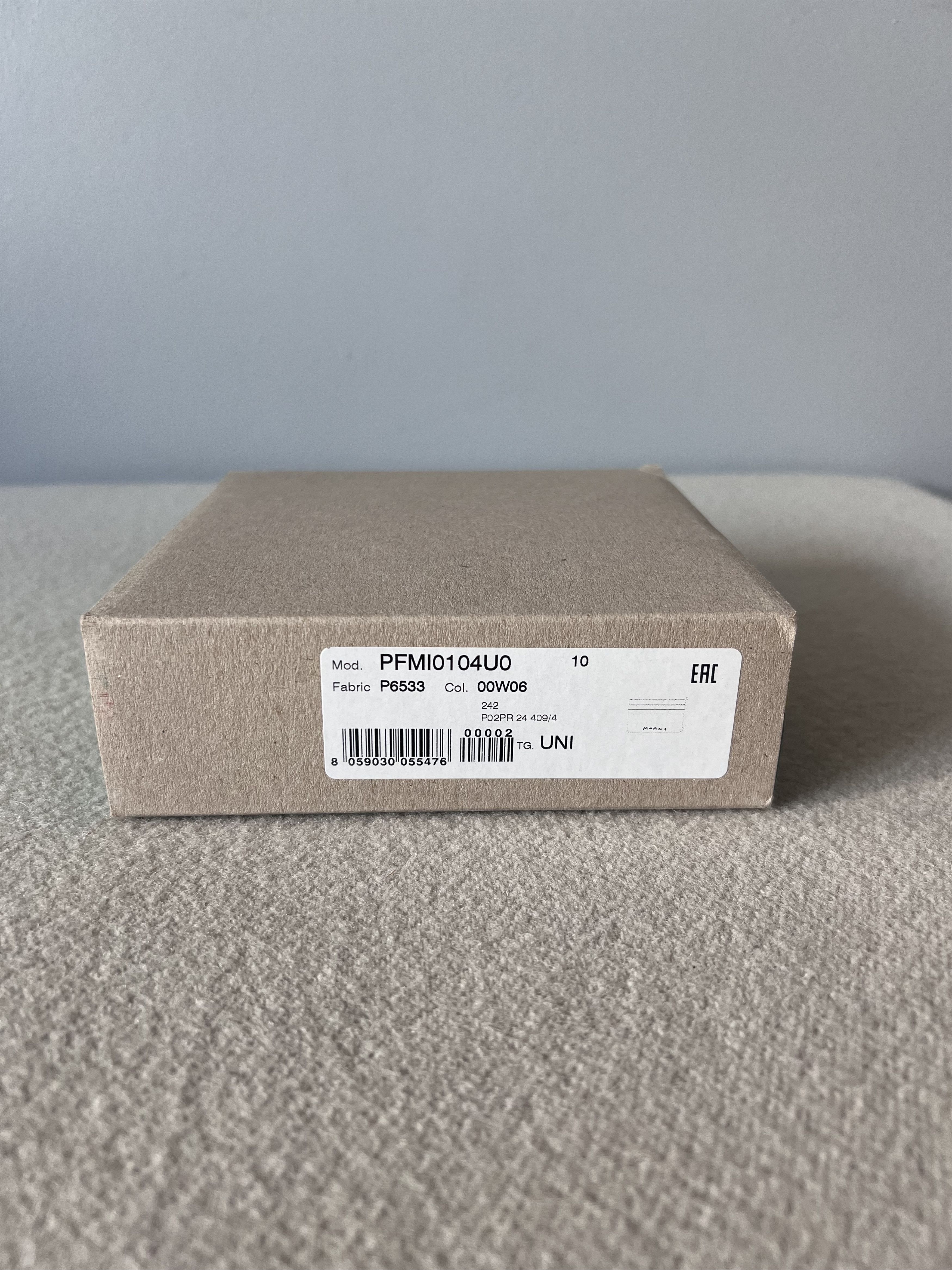 Marni Marni Stitch Logo Leather Cardholder in White Size ONE SIZE - 6 Thumbnail