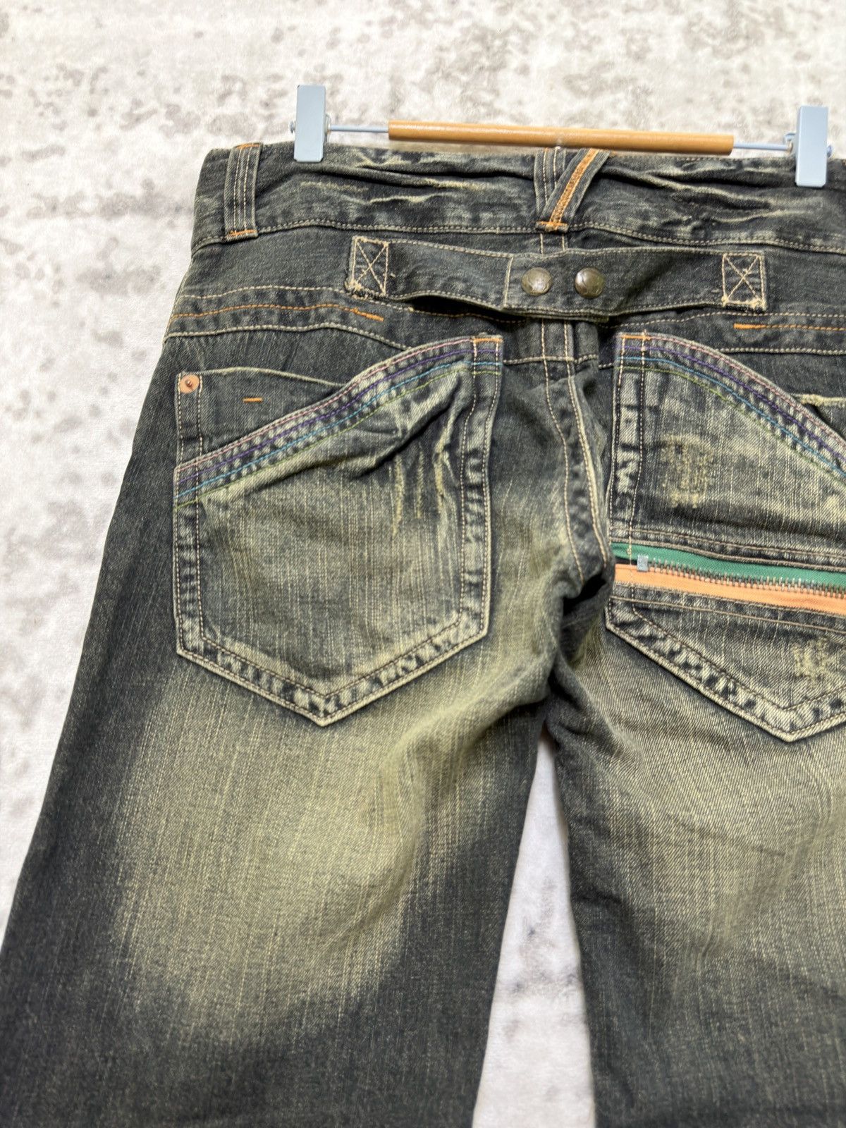 Hysteric Glamour Root Three Muddy Wash Back Buckle Y2K Straight Denim Jeans Size US 31 - 10 Thumbnail